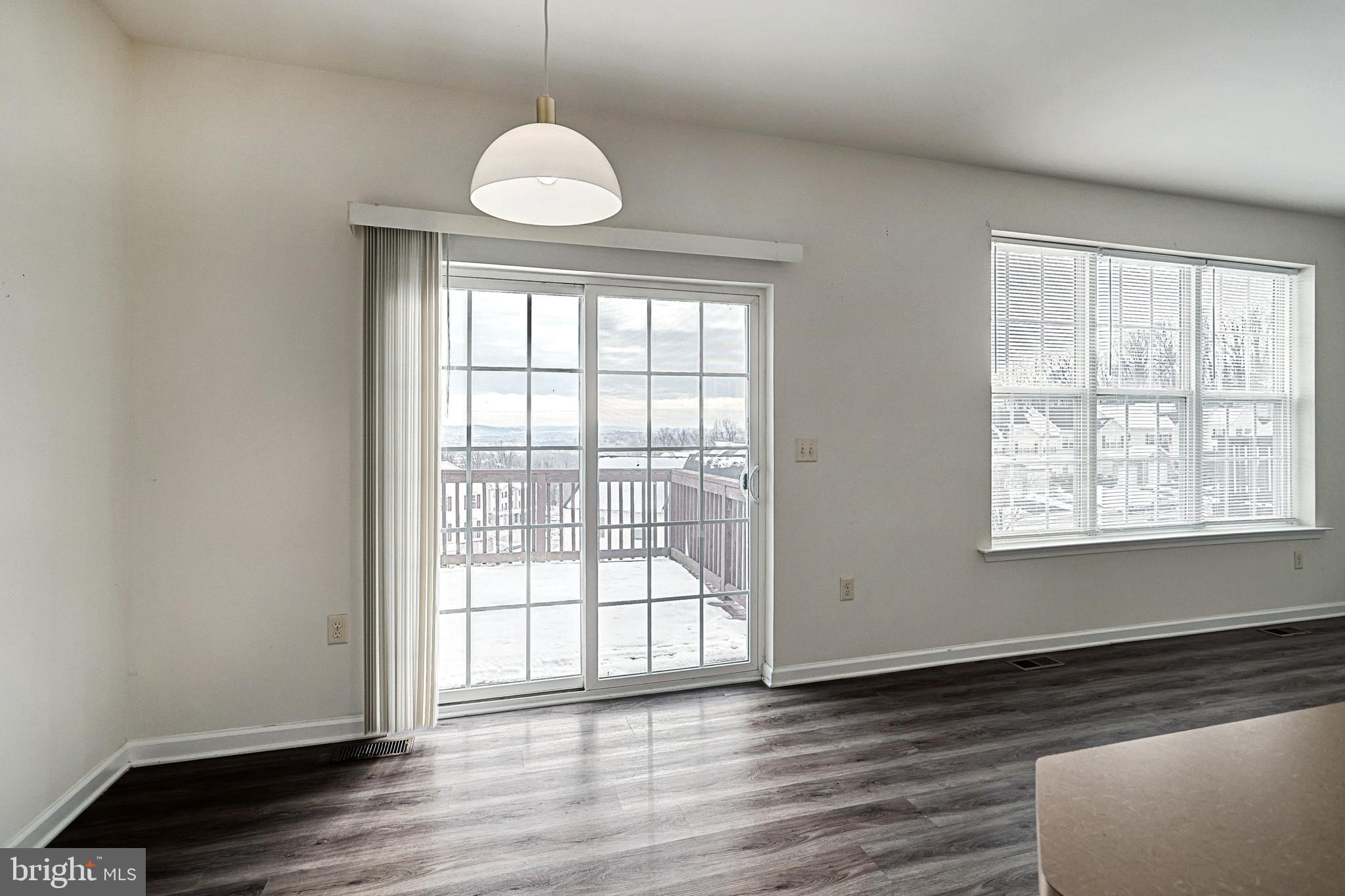 WOODCREST HILLS - Residential