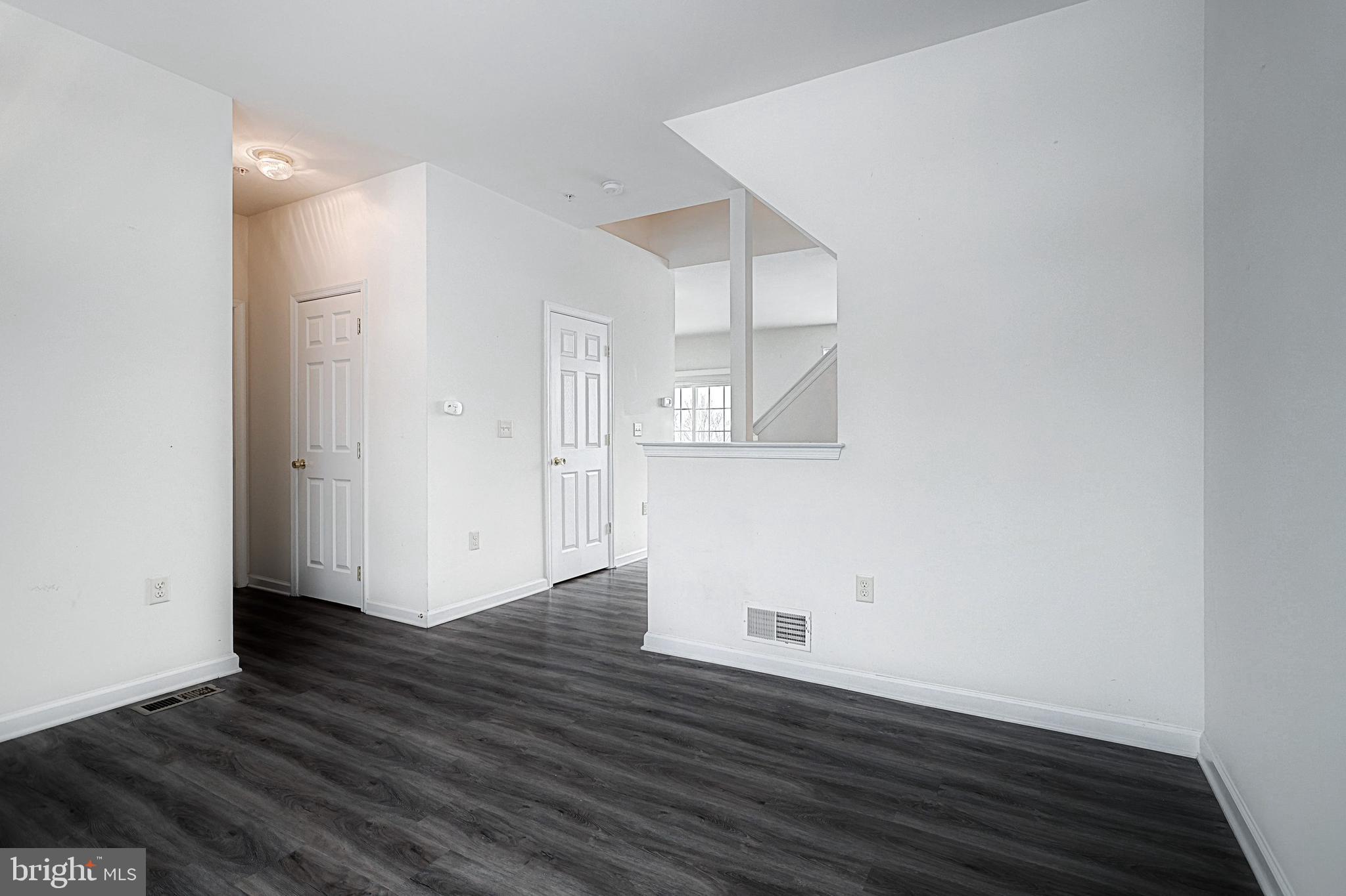 WOODCREST HILLS - Residential