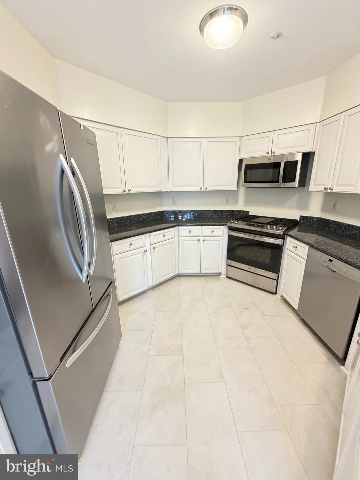 FALLSTONE - Residential