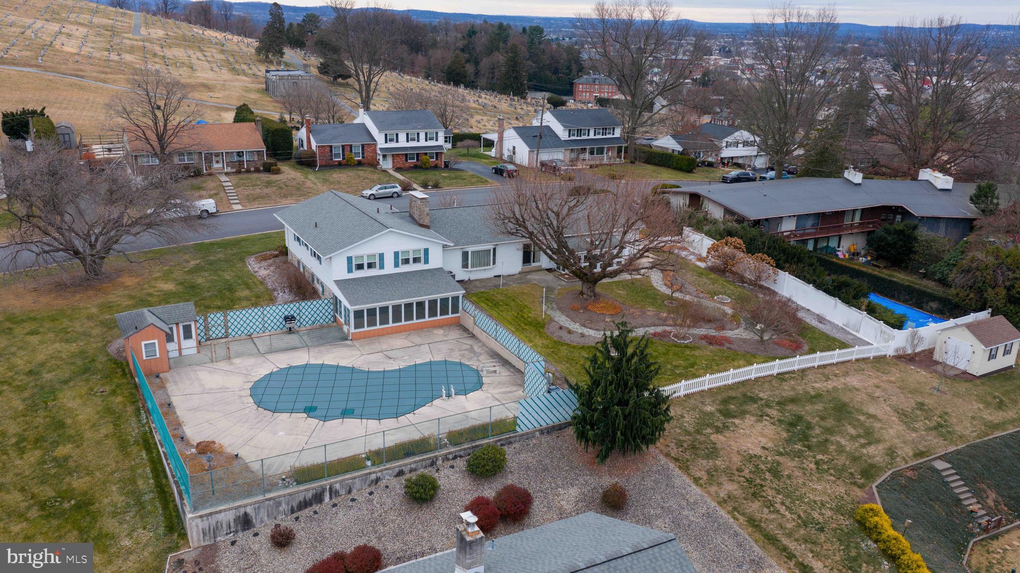 ORCHARD HILL - Residential