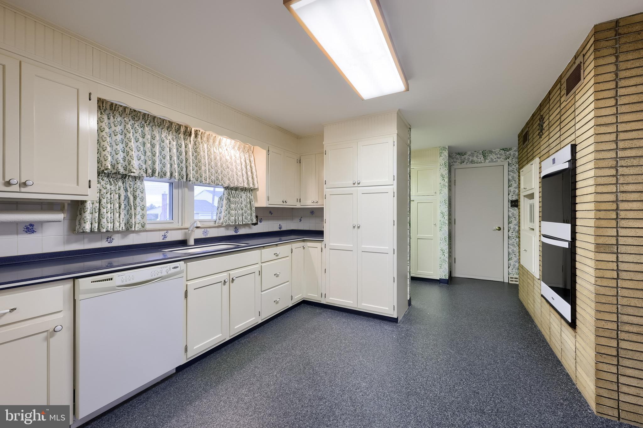 ORCHARD HILL - Residential