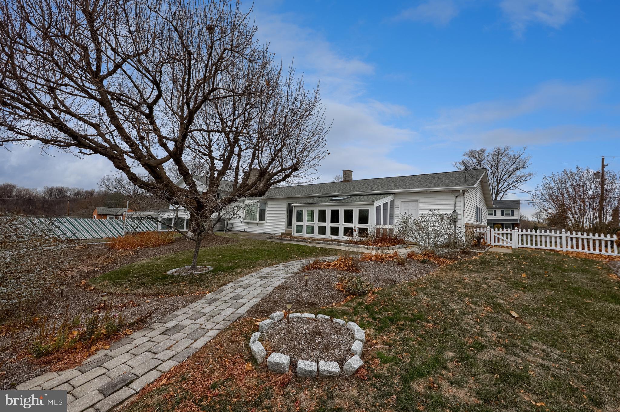 ORCHARD HILL - Residential