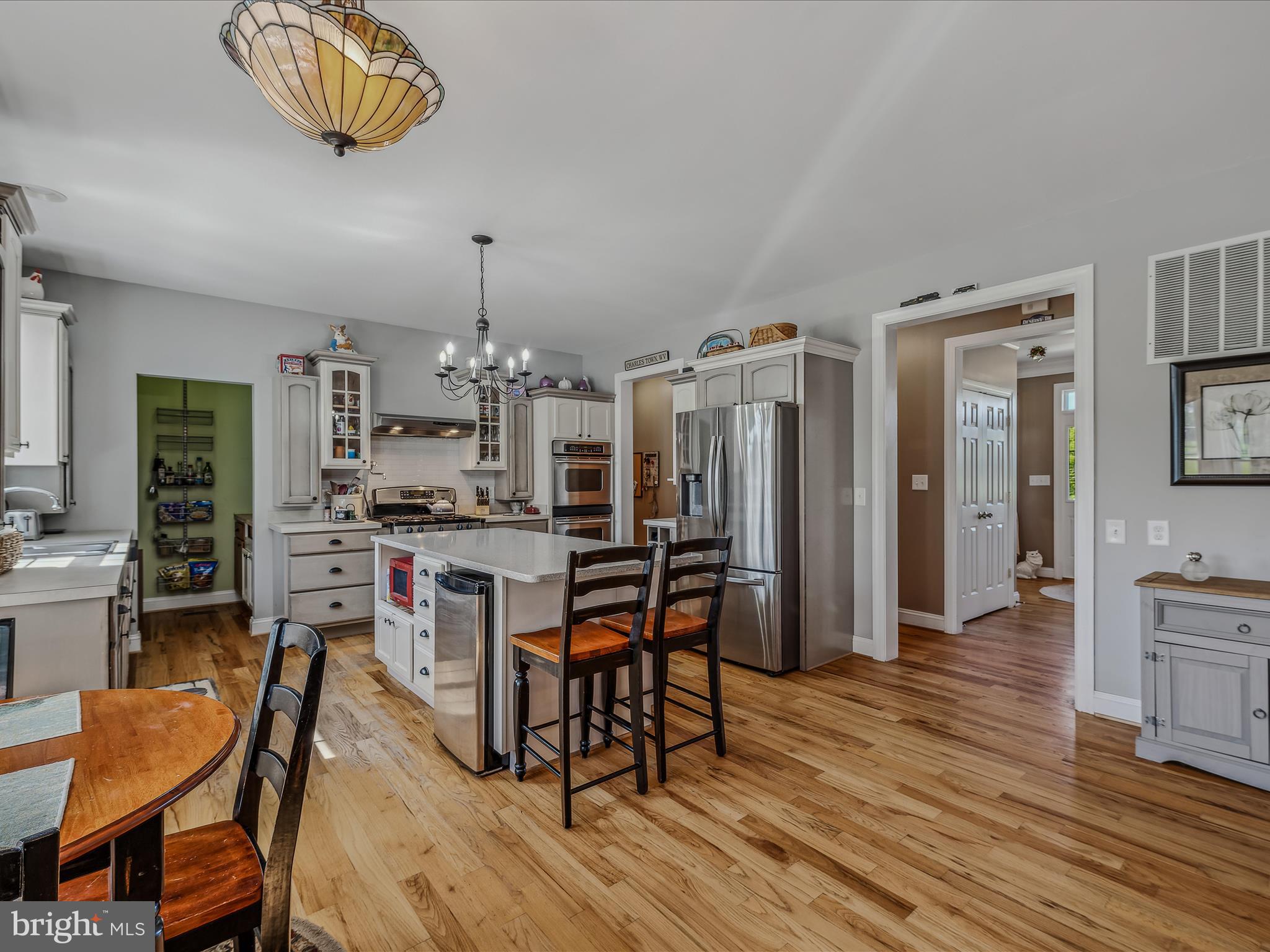 PEMBROKE GROVE - Residential