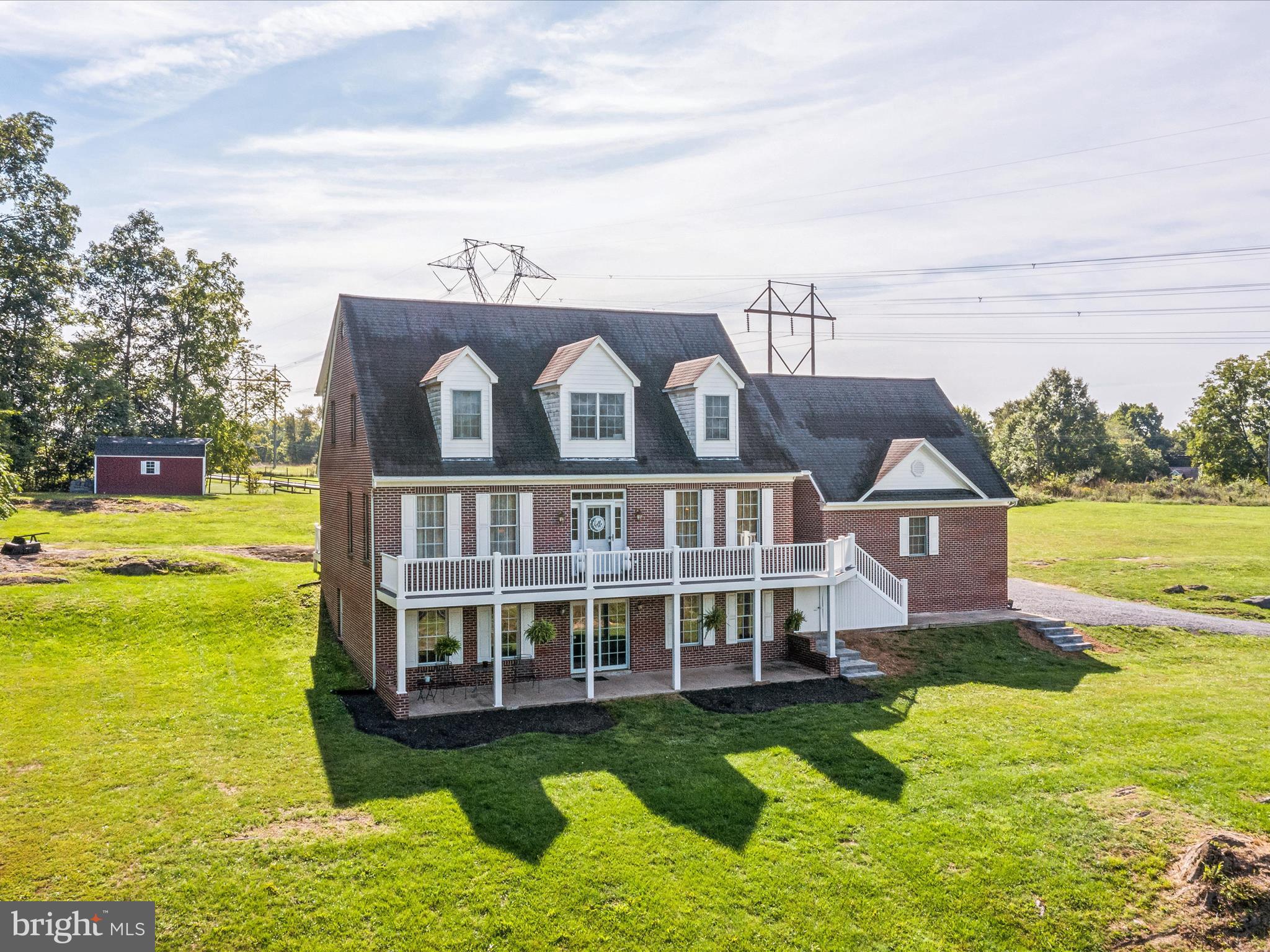 PEMBROKE GROVE - Residential