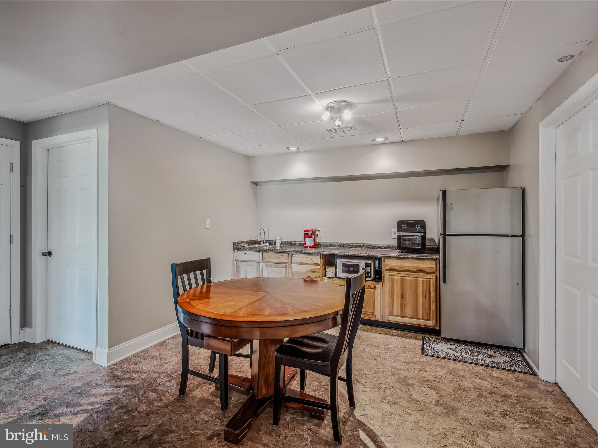 PEMBROKE GROVE - Residential