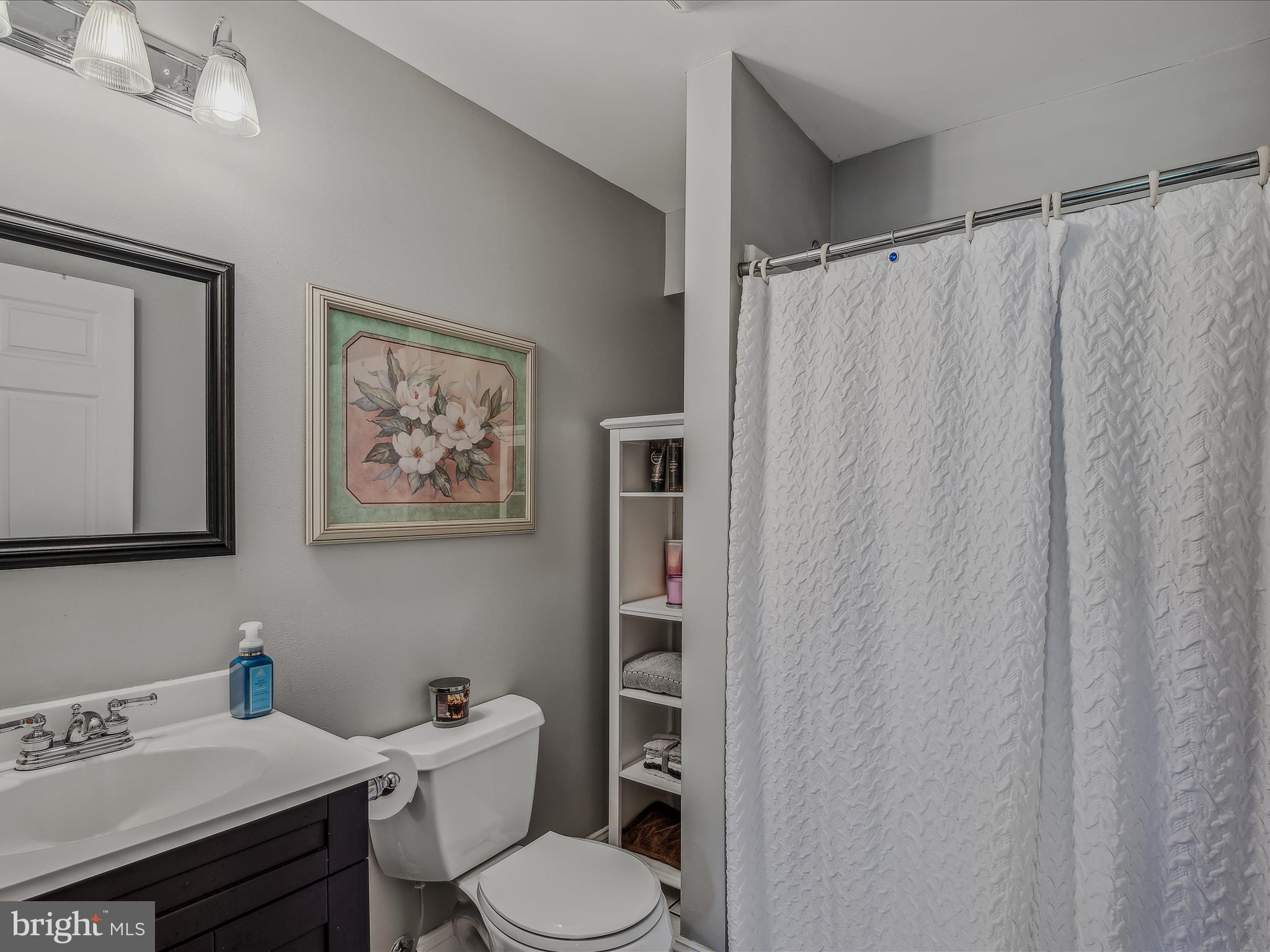 PEMBROKE GROVE - Residential