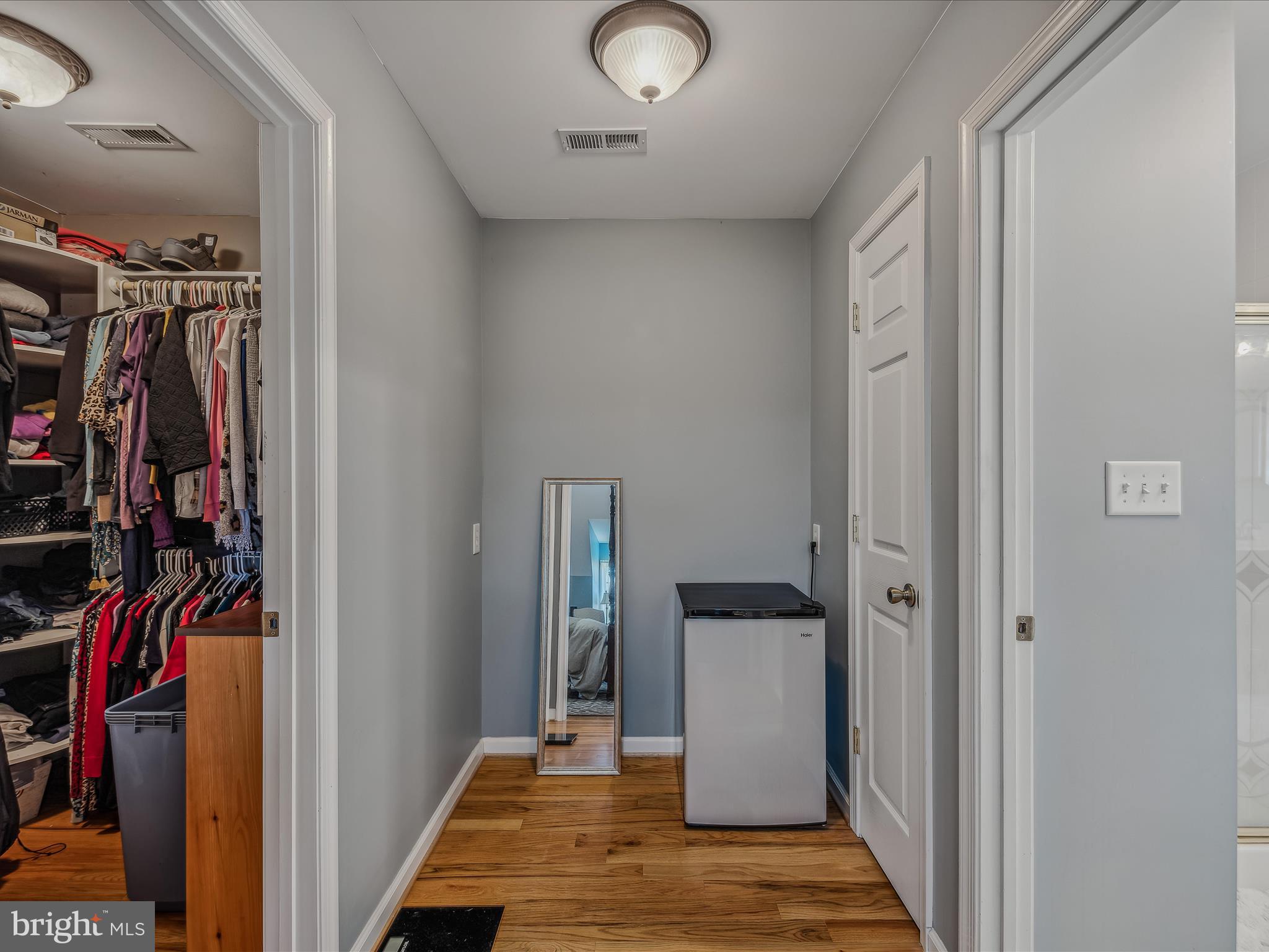 PEMBROKE GROVE - Residential