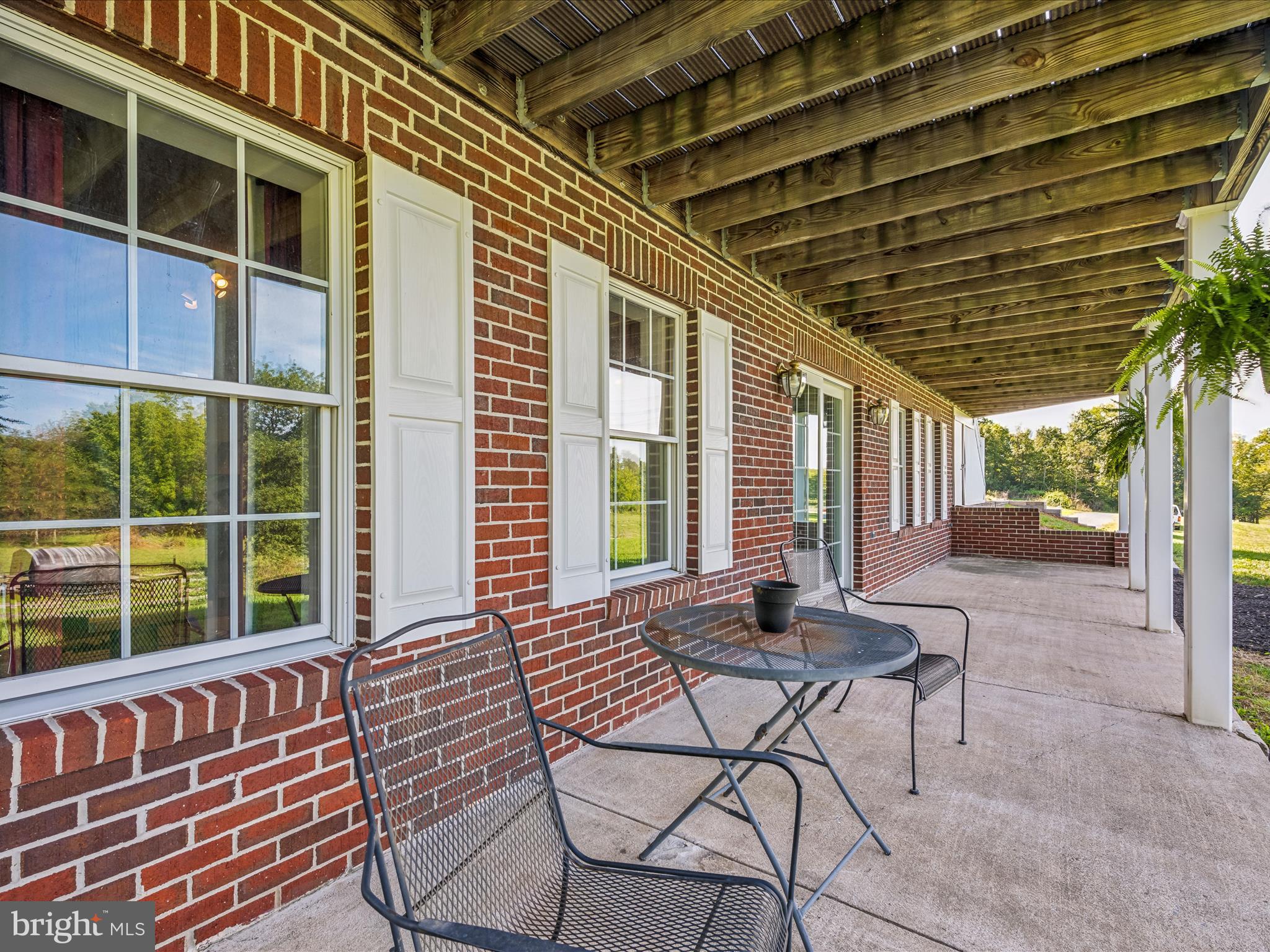 PEMBROKE GROVE - Residential