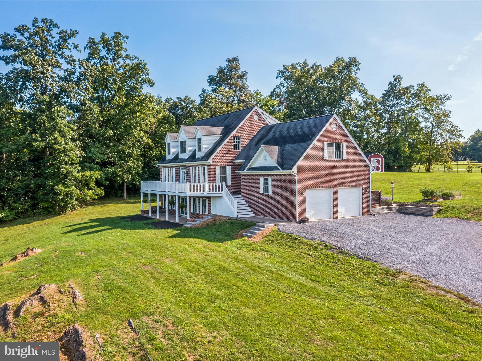 PEMBROKE GROVE - Residential