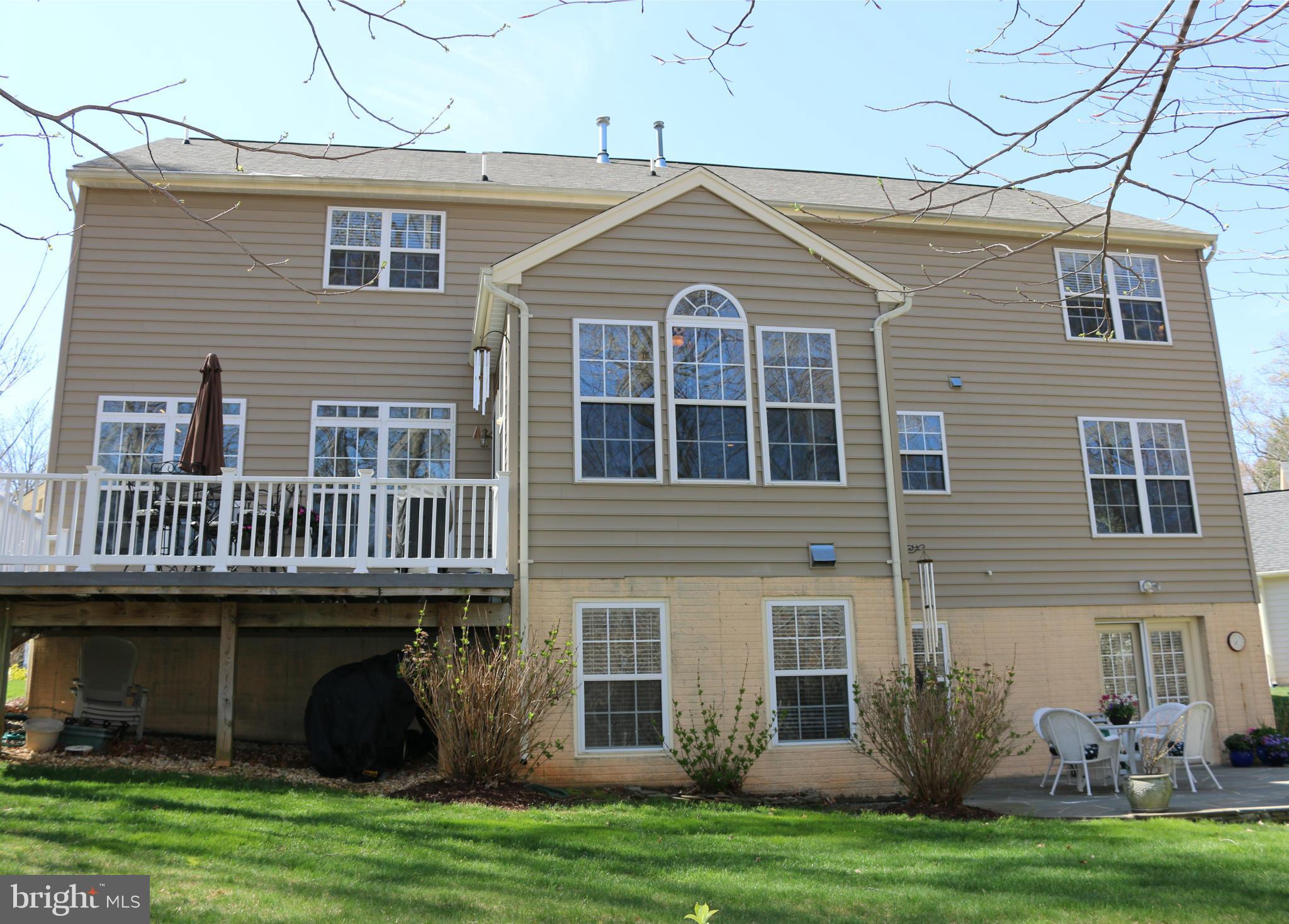 MEADOWBROOK WOODS - Residential