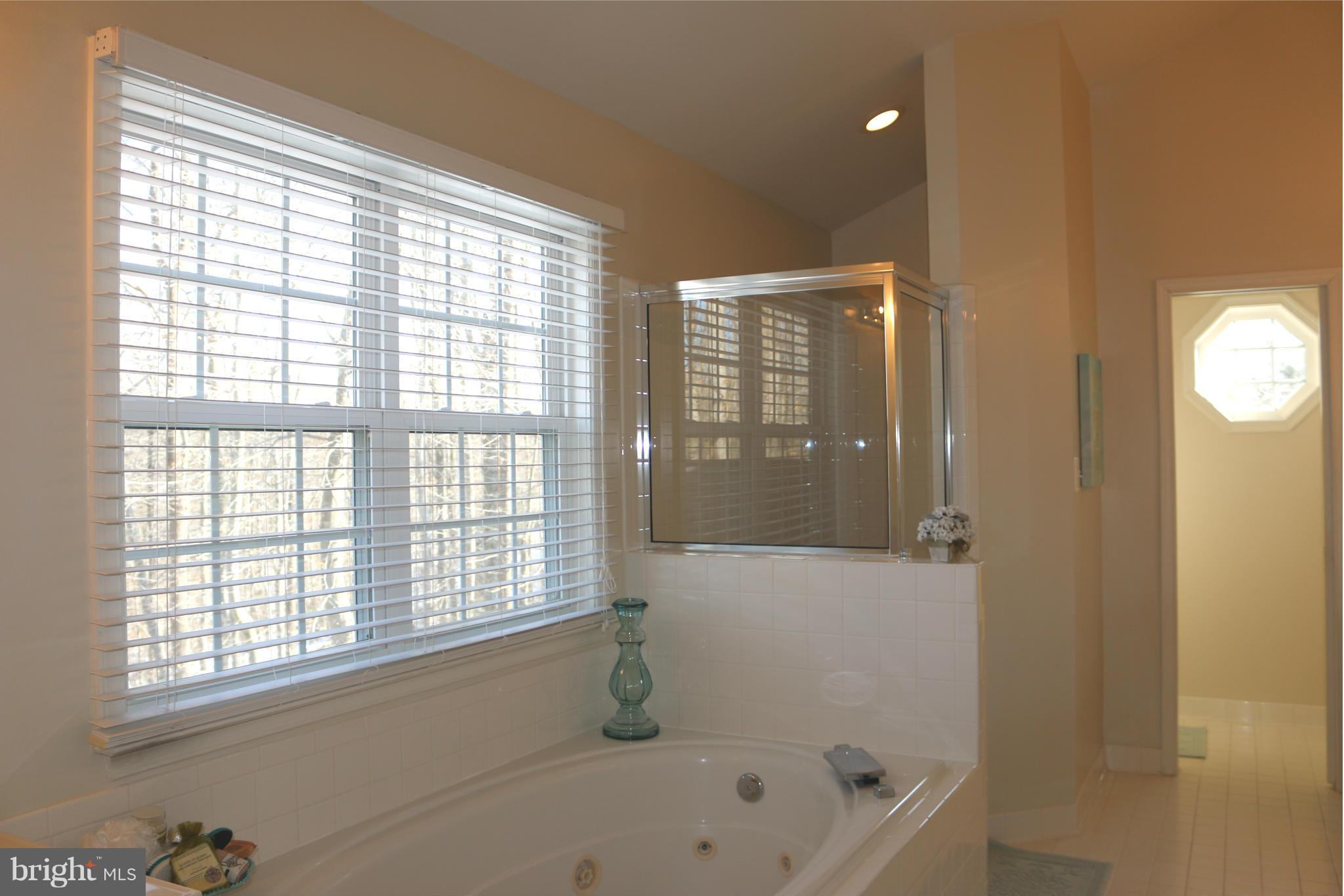 MEADOWBROOK WOODS - Residential