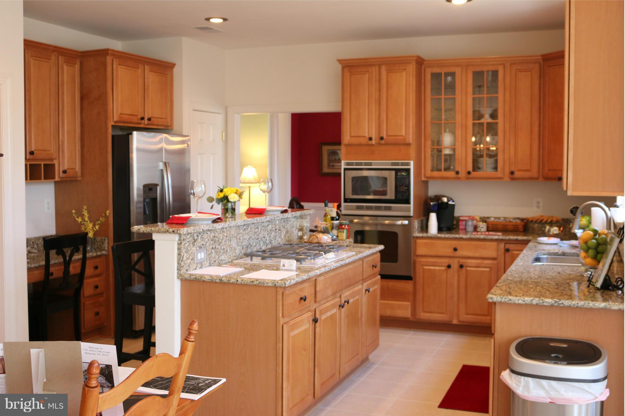 MEADOWBROOK WOODS - Residential