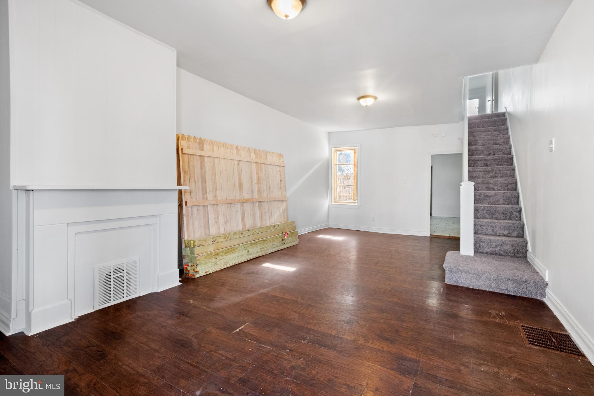 MILL CREEK - Residential