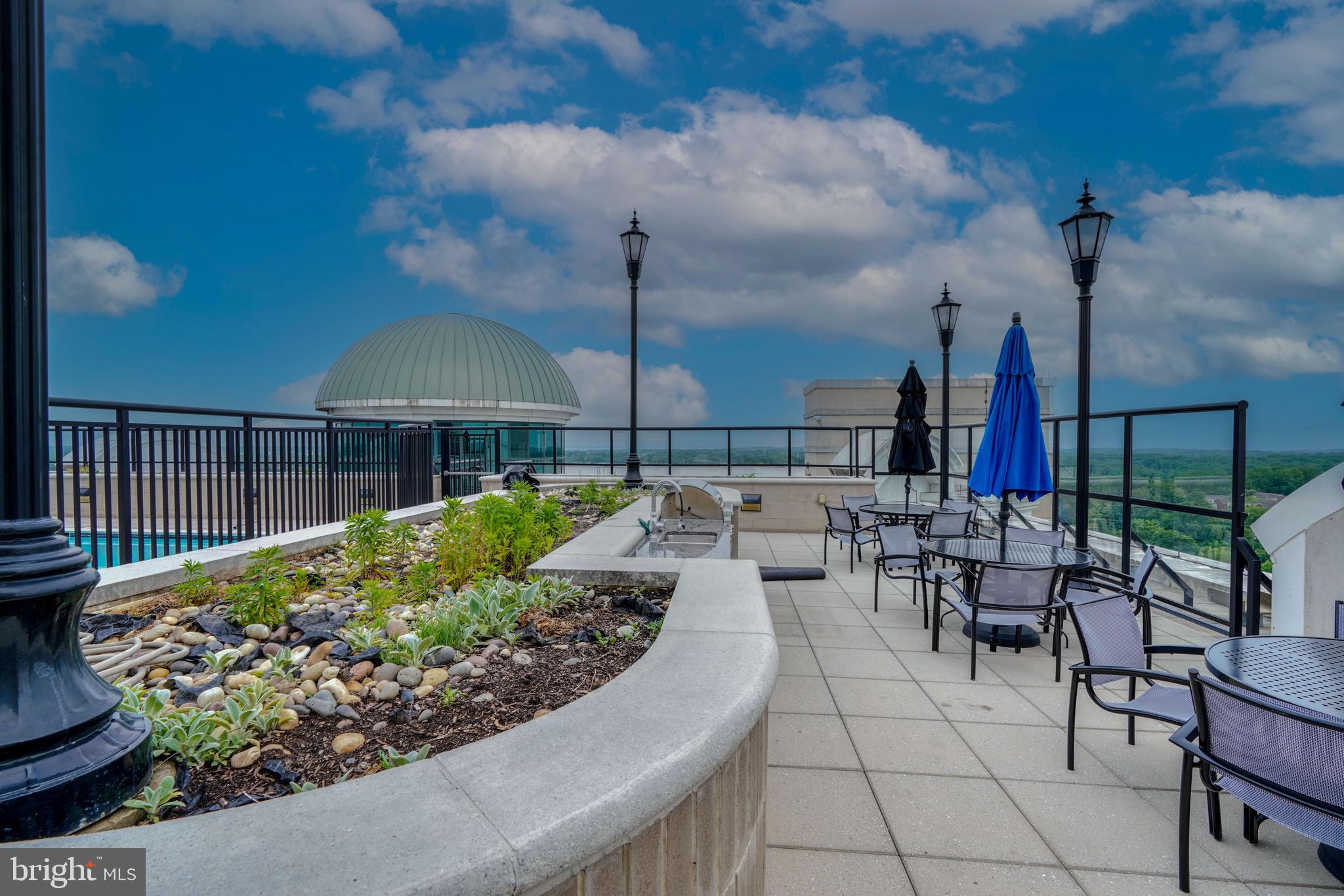 ANNAPOLIS TOWNE CENTRE - Residential