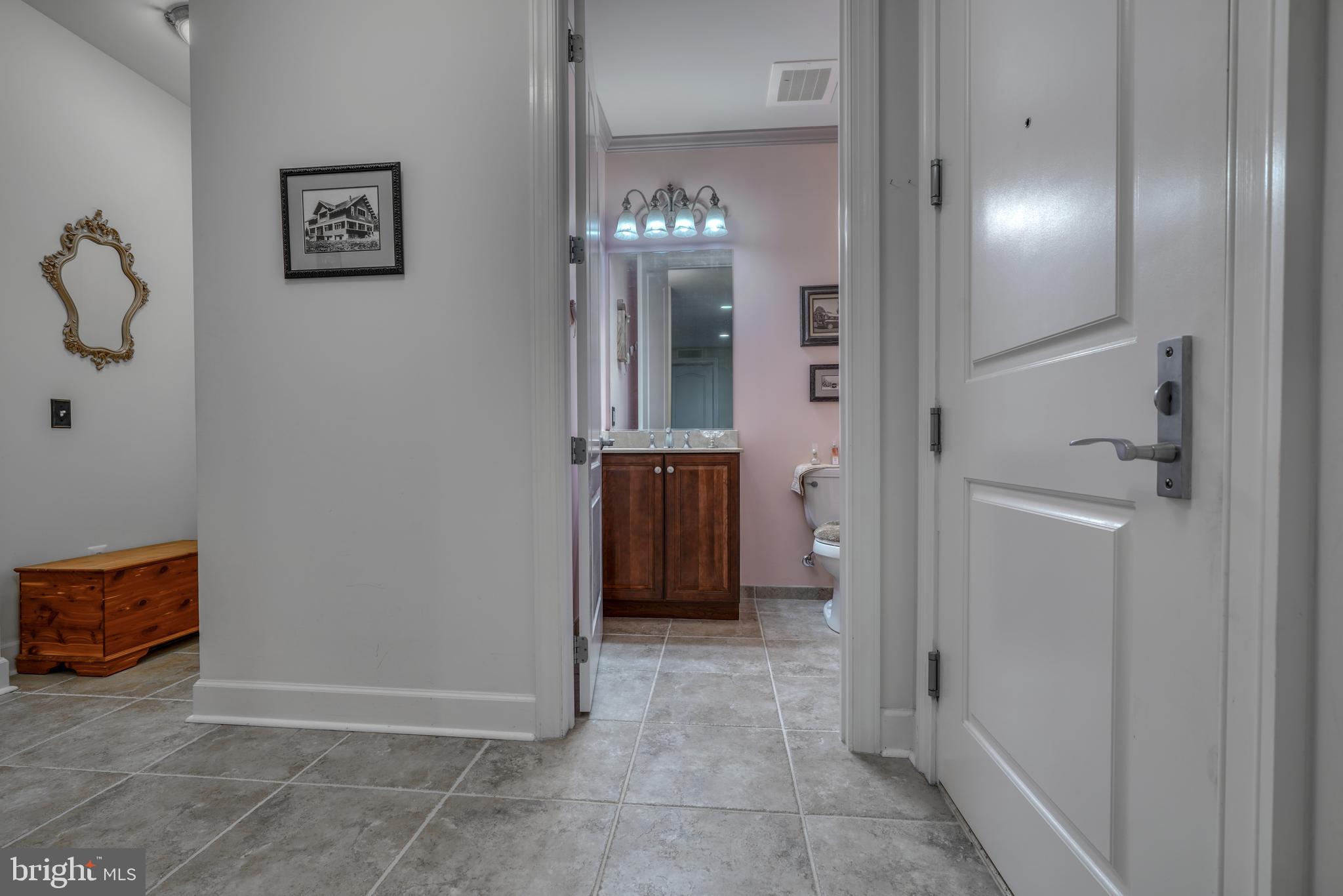 ANNAPOLIS TOWNE CENTRE - Residential