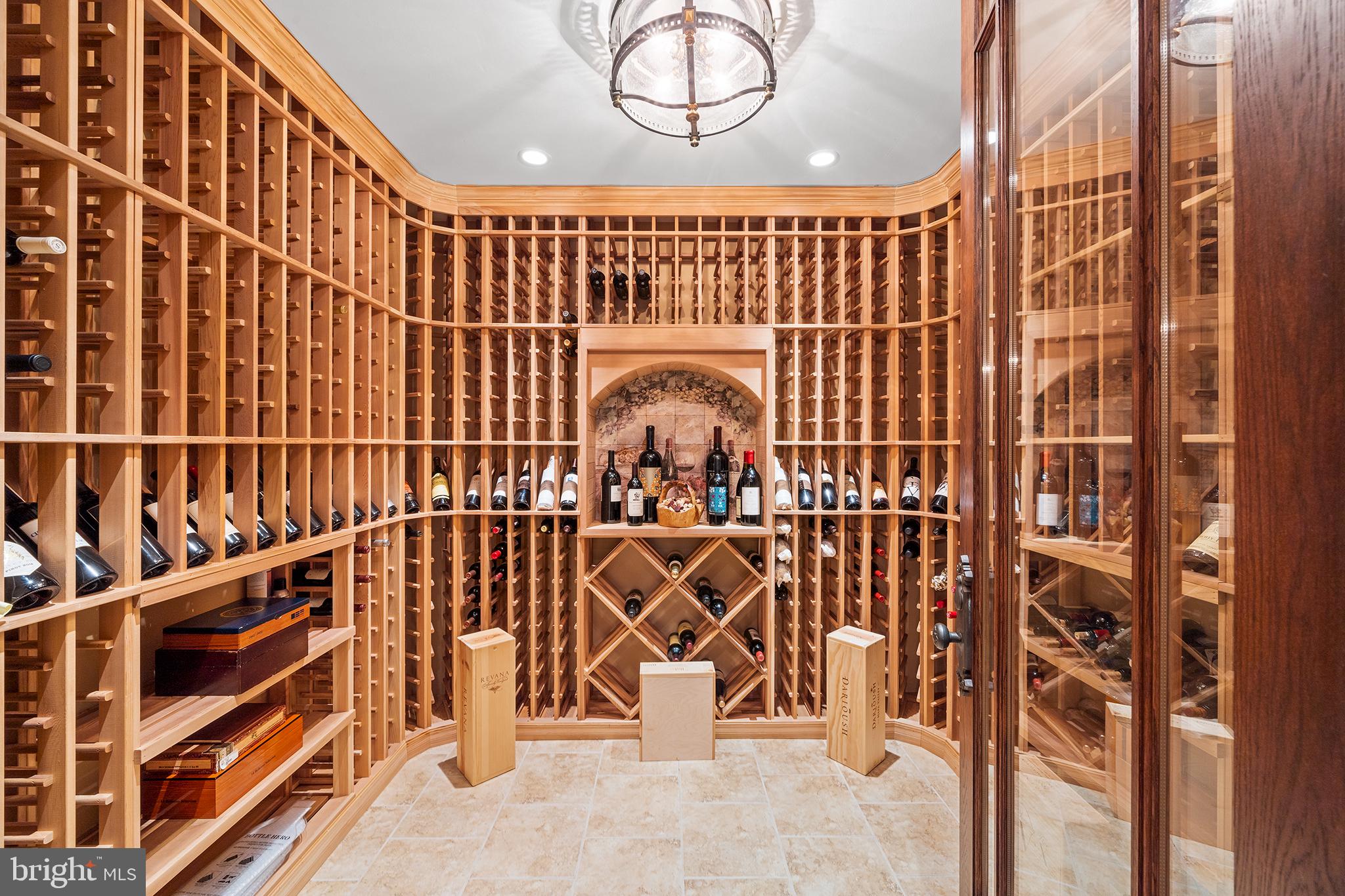 SAYBROOK - Residential