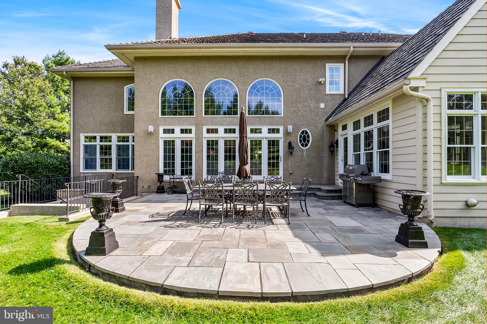 SAYBROOK - Residential