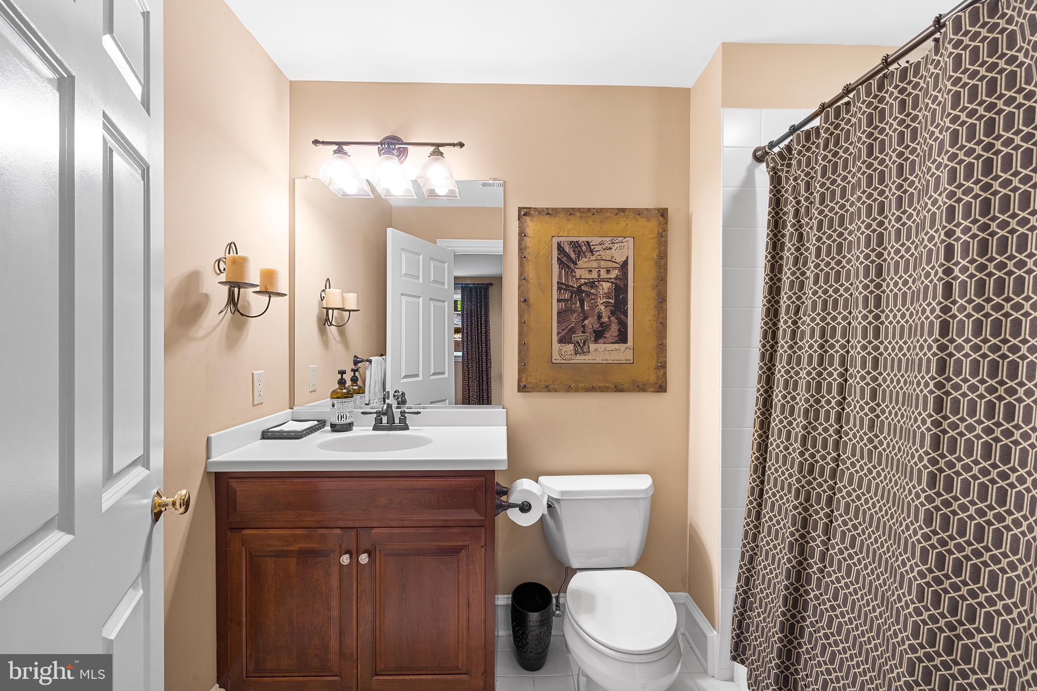 SAYBROOK - Residential