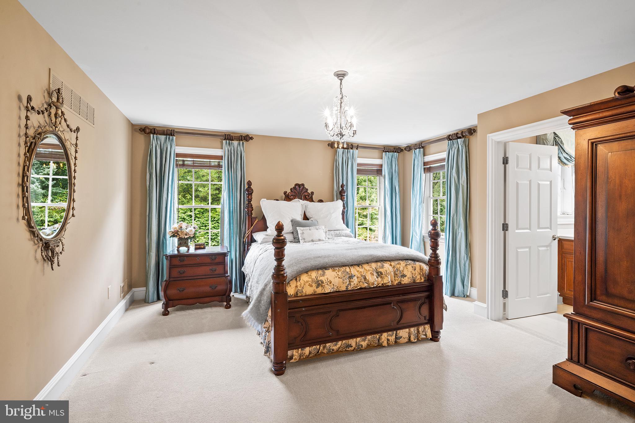 SAYBROOK - Residential