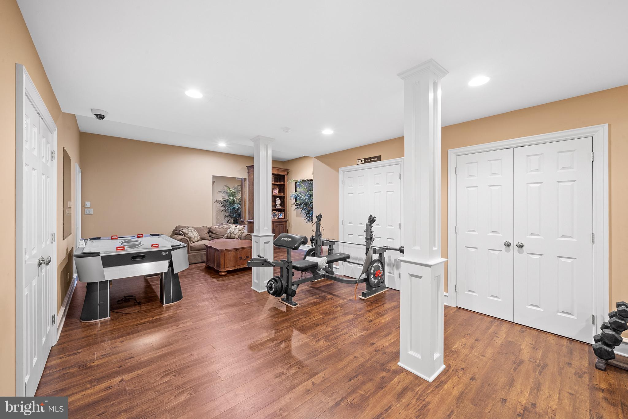 SAYBROOK - Residential