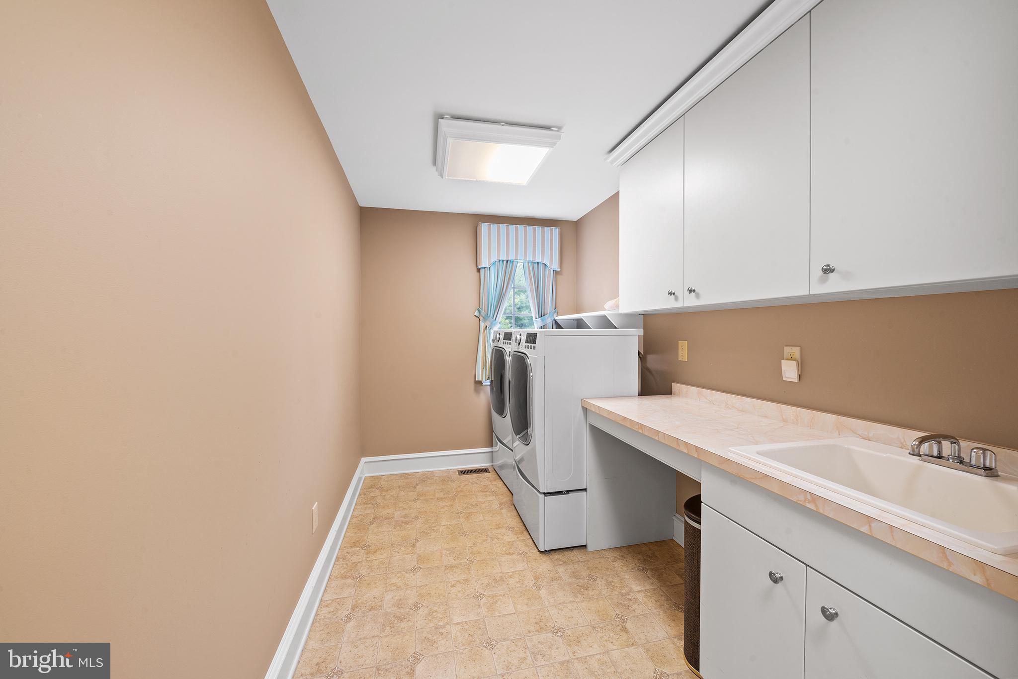 SAYBROOK - Residential