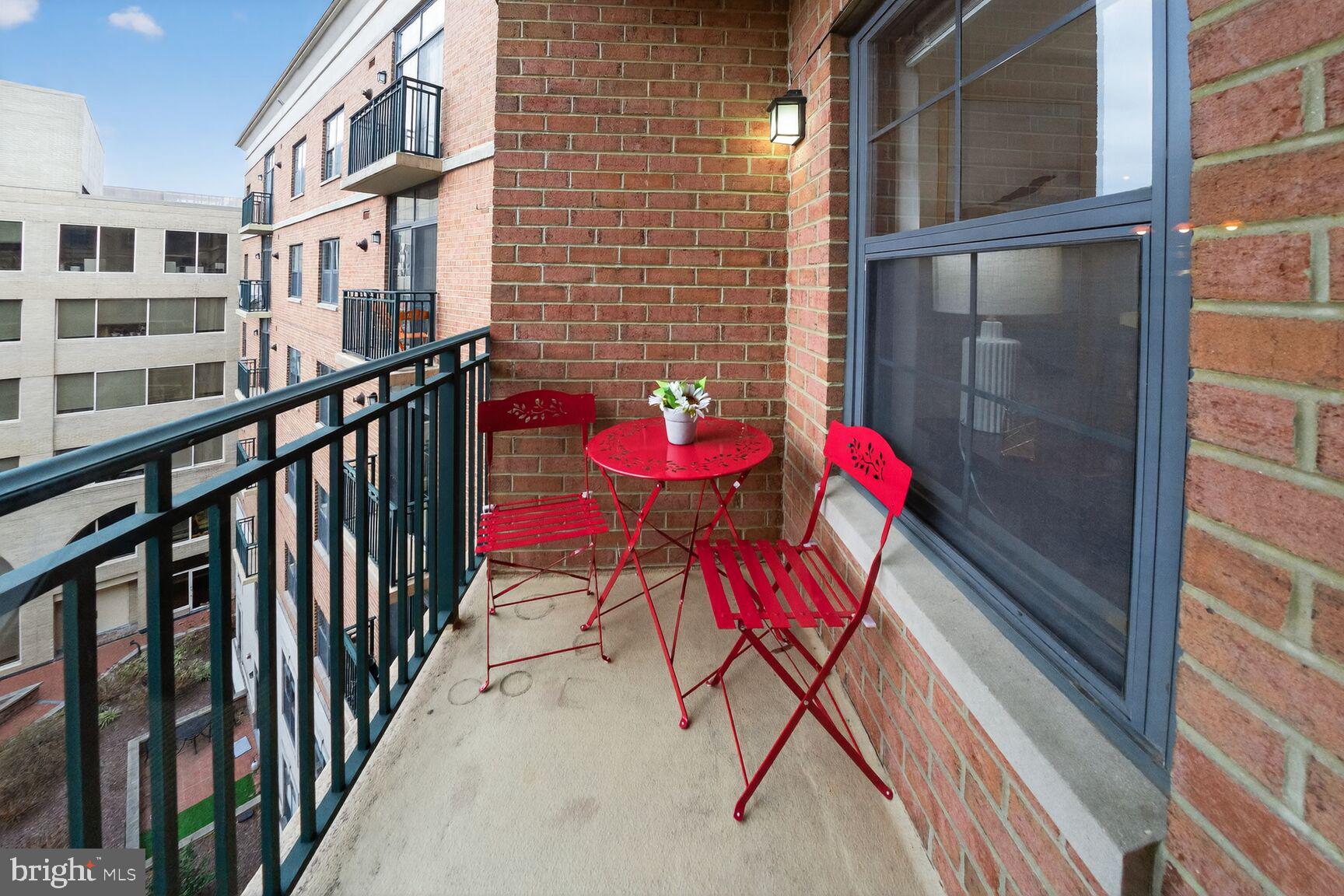 1111 25TH STREET NW 809