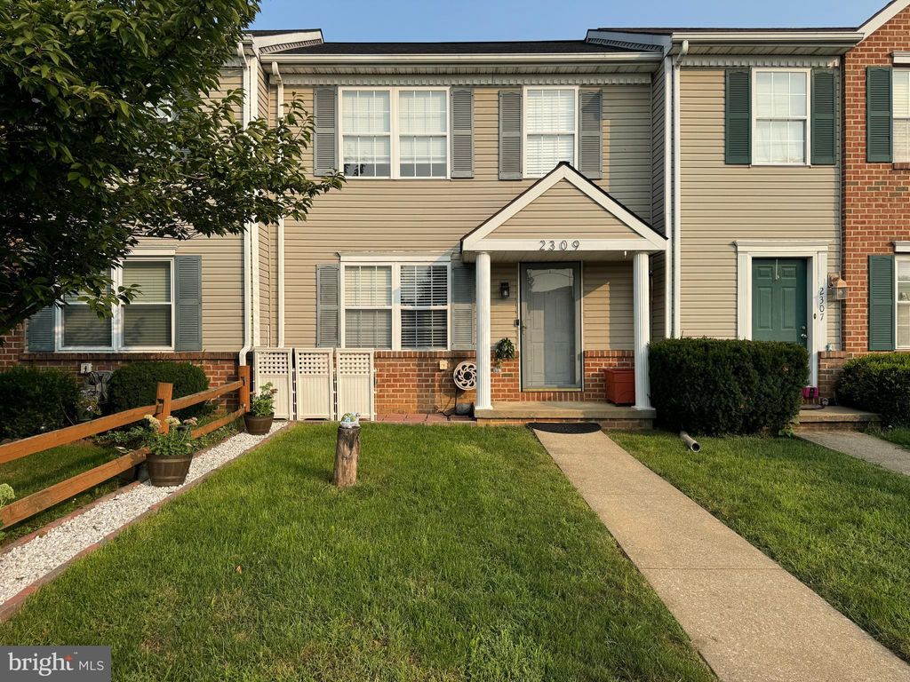 Photo of 2309 Morris Drive, East Petersburg, PA 17520 (MLS # PALA2055494)