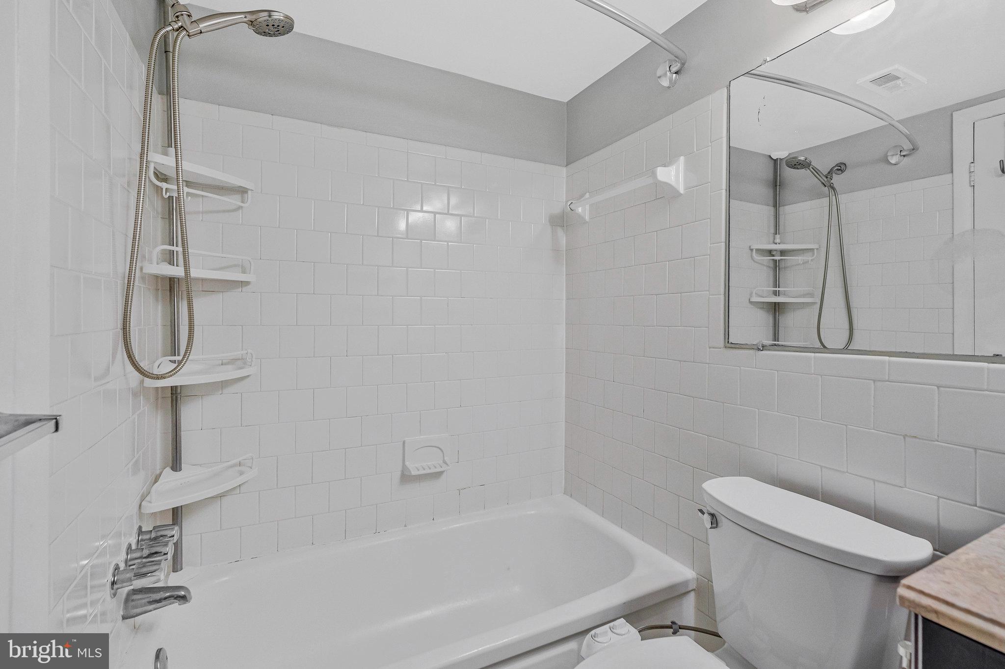 MC LEAN CHASE - Residential Lease