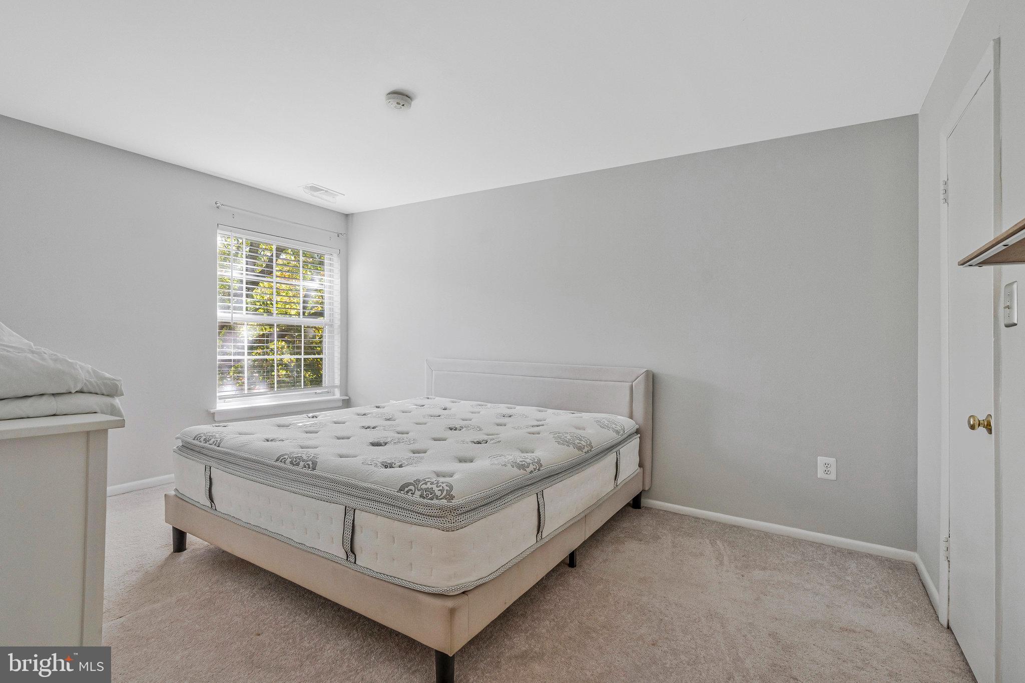 MC LEAN CHASE - Residential Lease