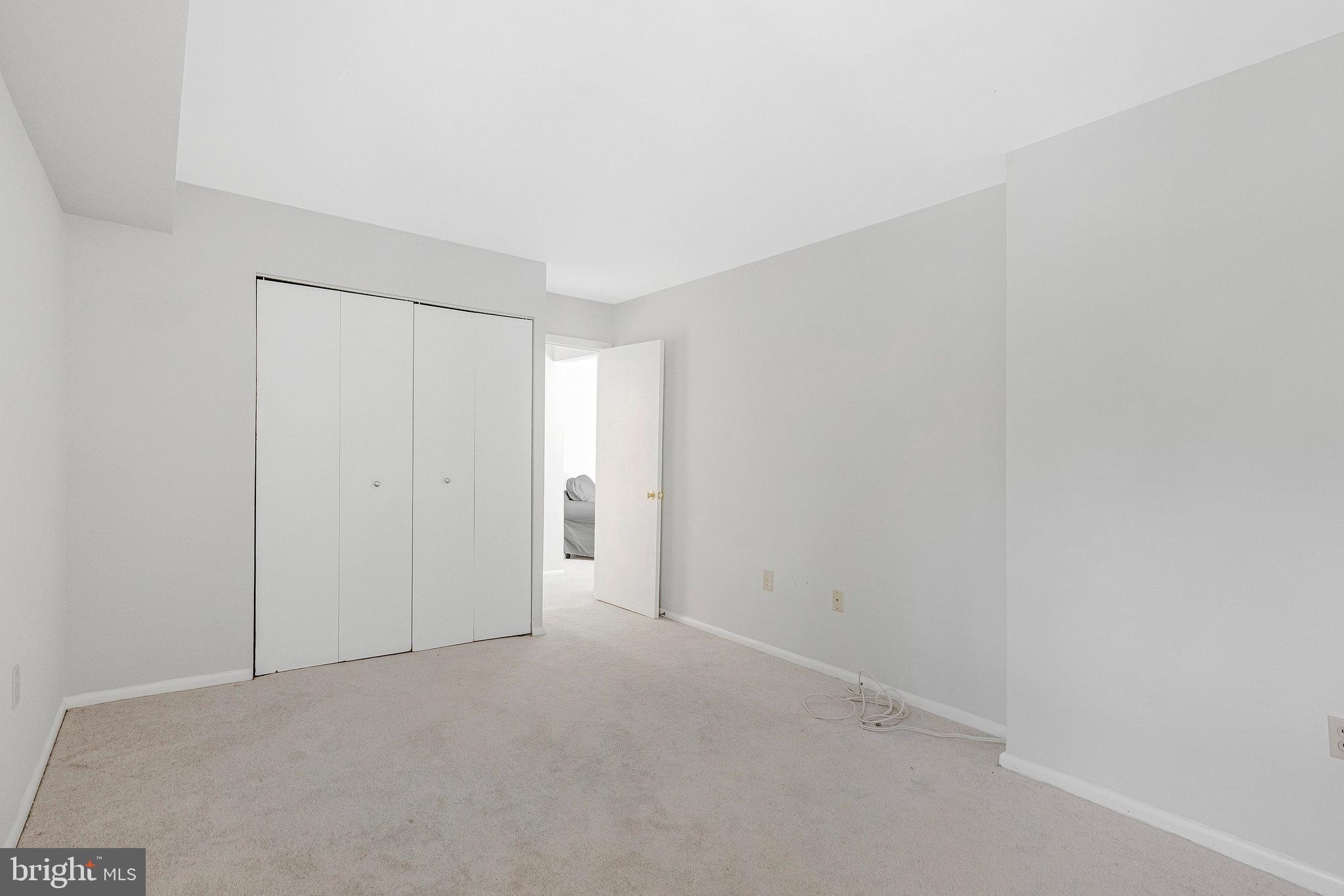 MC LEAN CHASE - Residential Lease