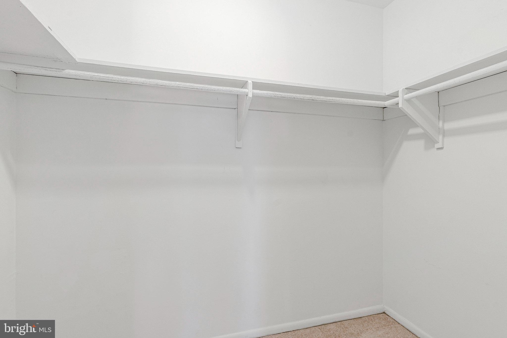 MC LEAN CHASE - Residential Lease