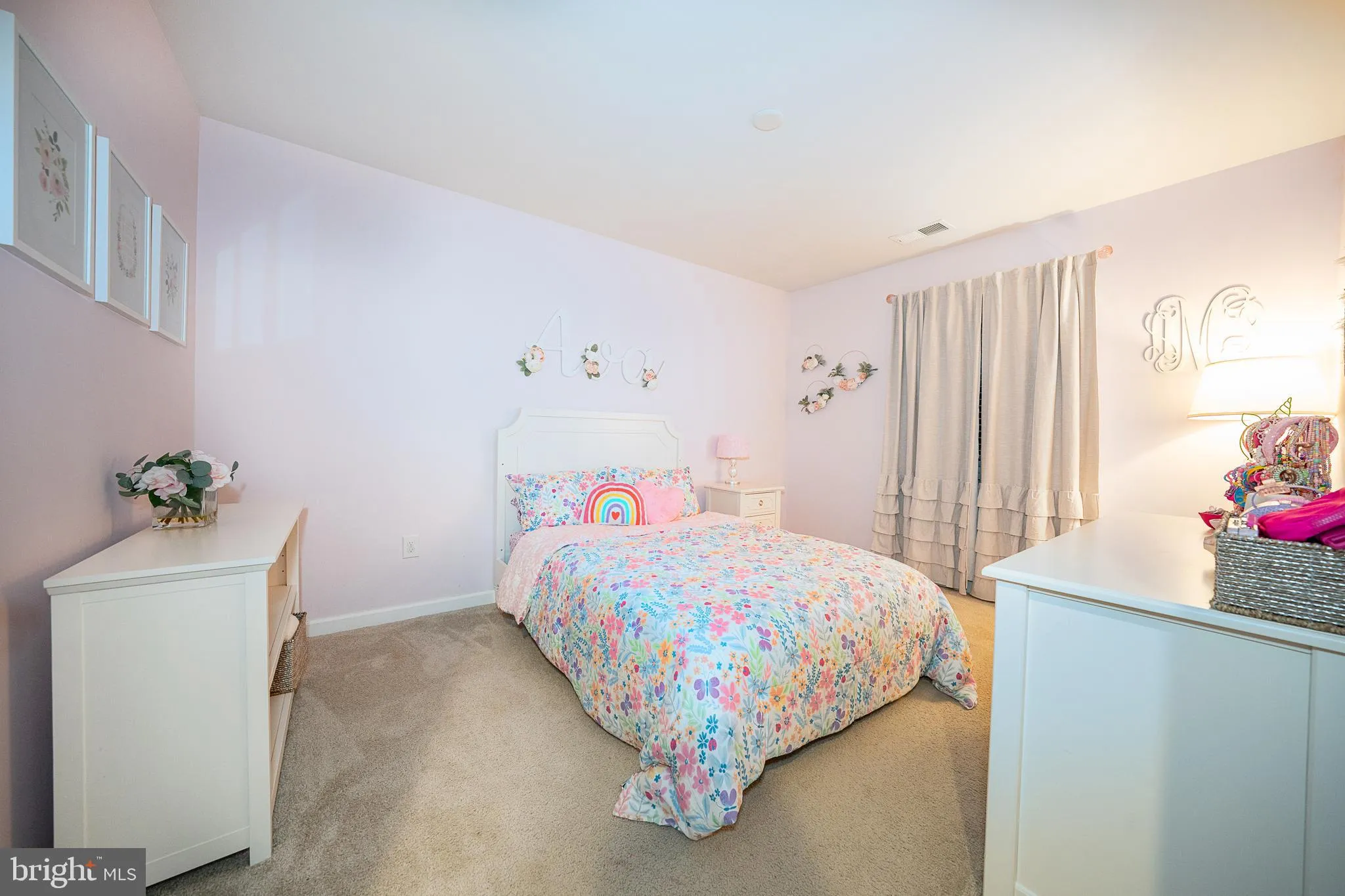 Malvern, Pennsylvania 19355, United States, 3 Bedrooms Bedrooms, ,3 BathroomsBathrooms,Residential,Contingent,132396