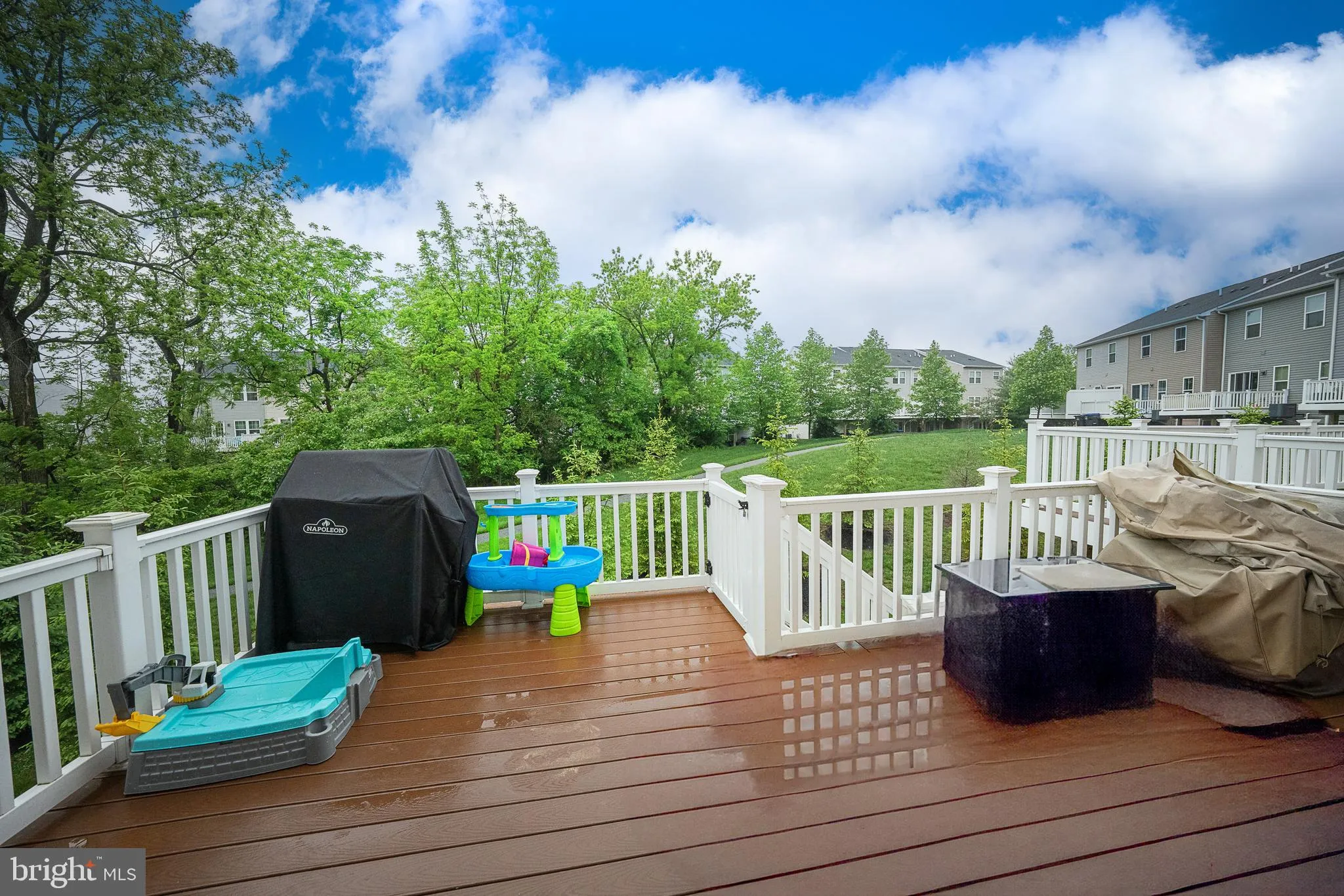 Malvern, Pennsylvania 19355, United States, 3 Bedrooms Bedrooms, ,3 BathroomsBathrooms,Residential,Contingent,132396