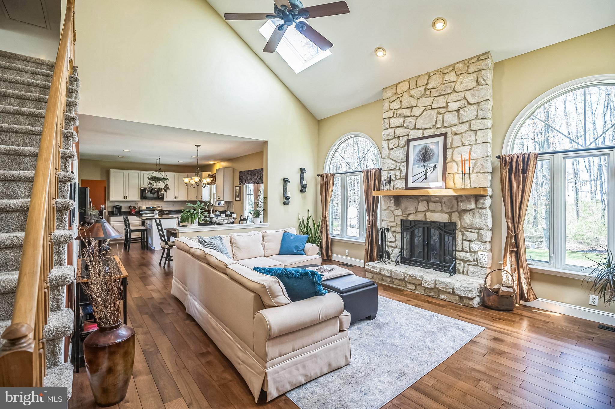 MONTGOMERY LEA - Residential