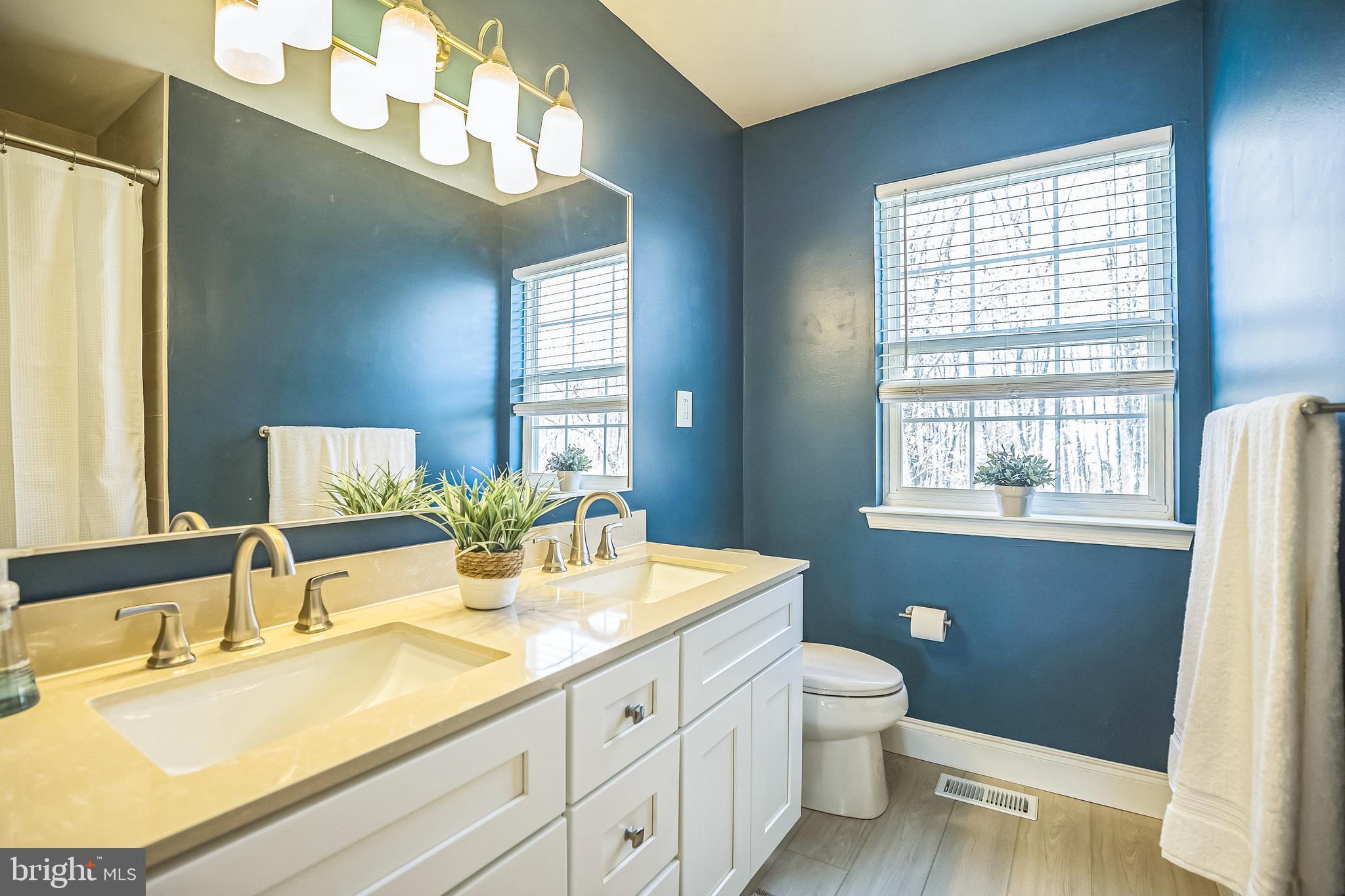 MONTGOMERY LEA - Residential