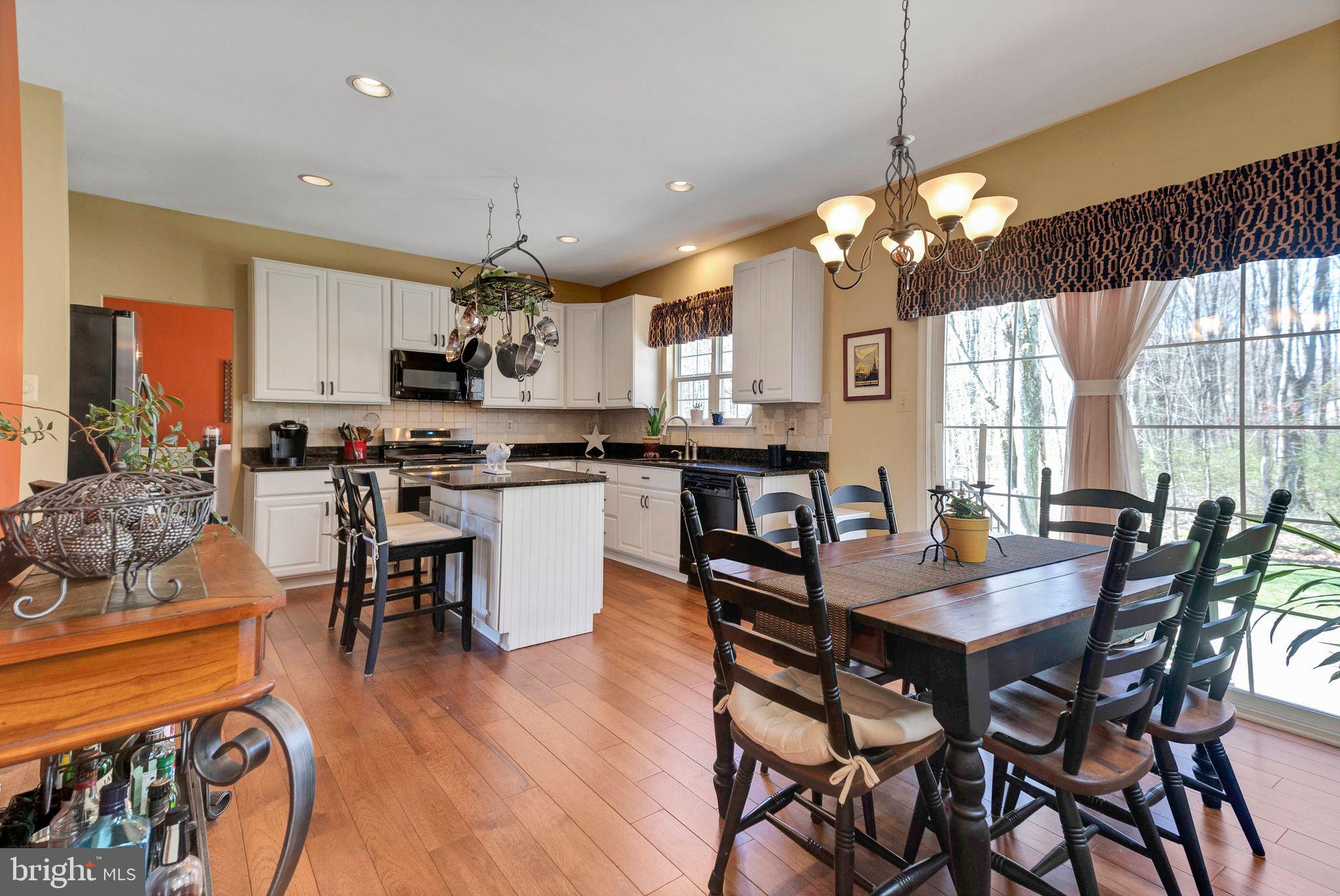 MONTGOMERY LEA - Residential