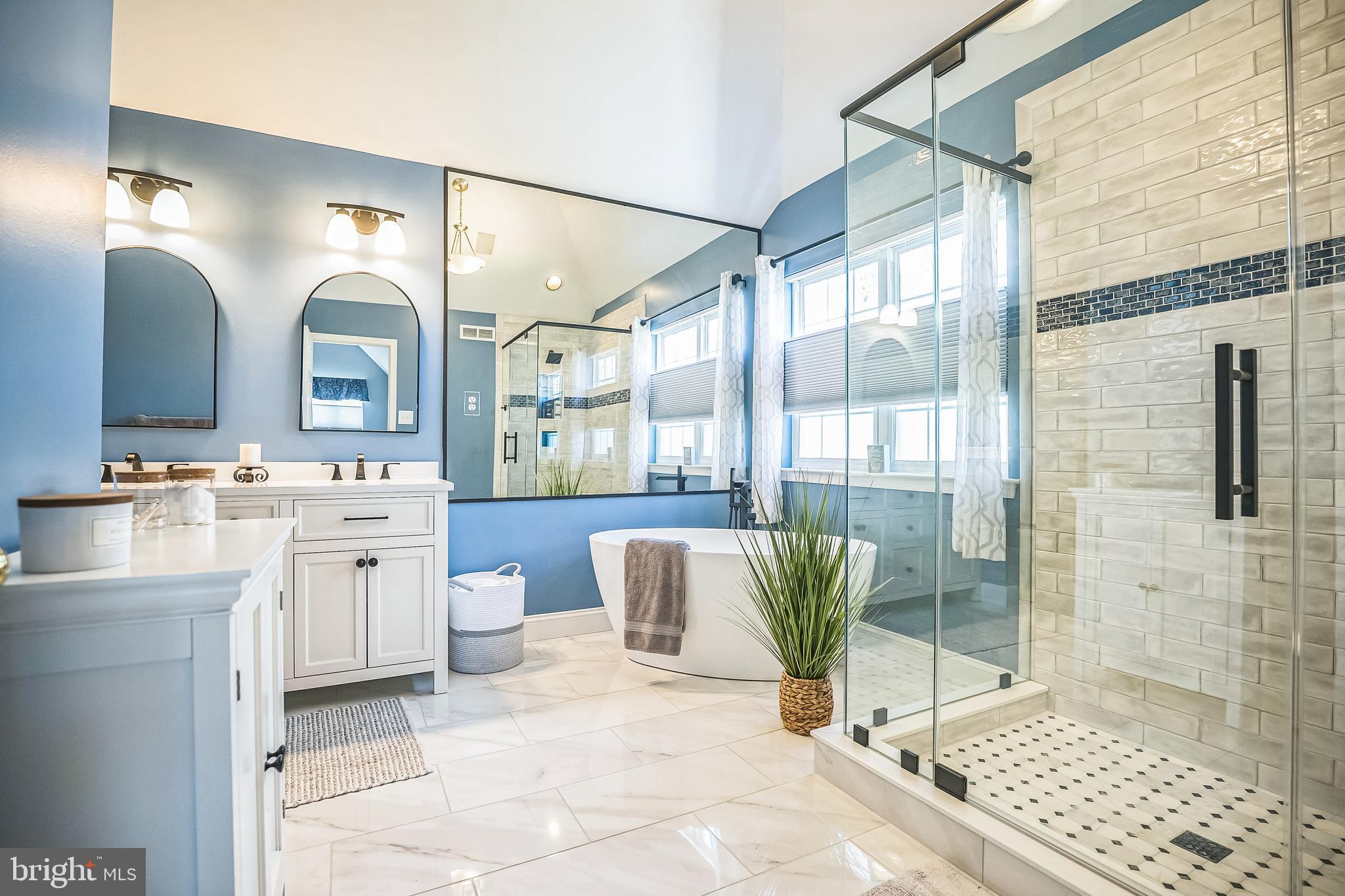 MONTGOMERY LEA - Residential