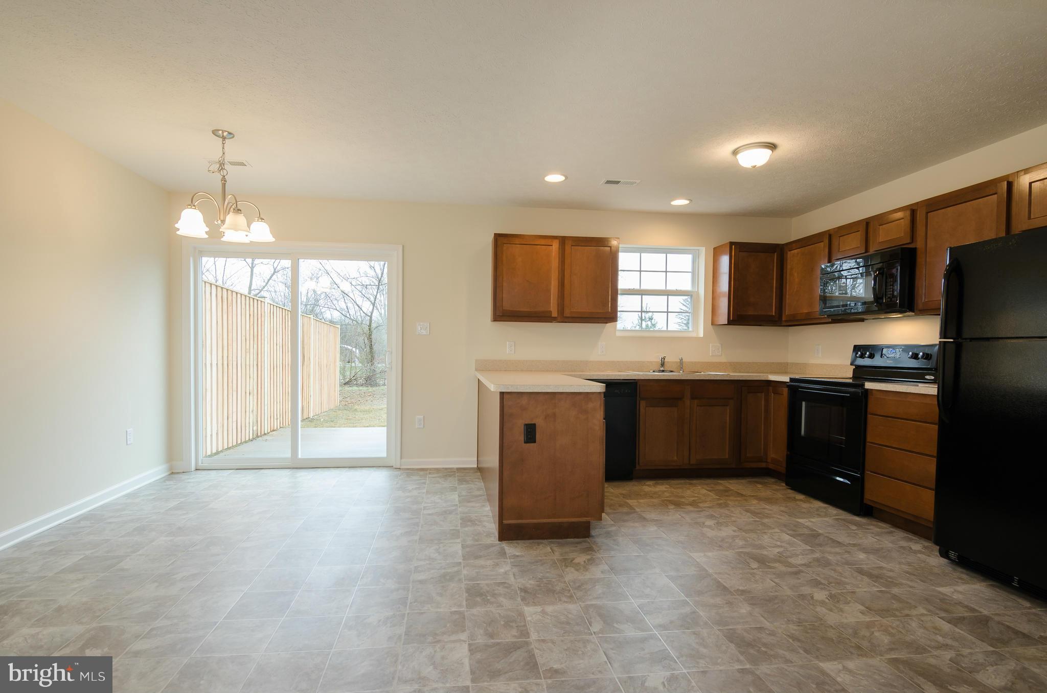 INWOOD VILLAGE - Residential