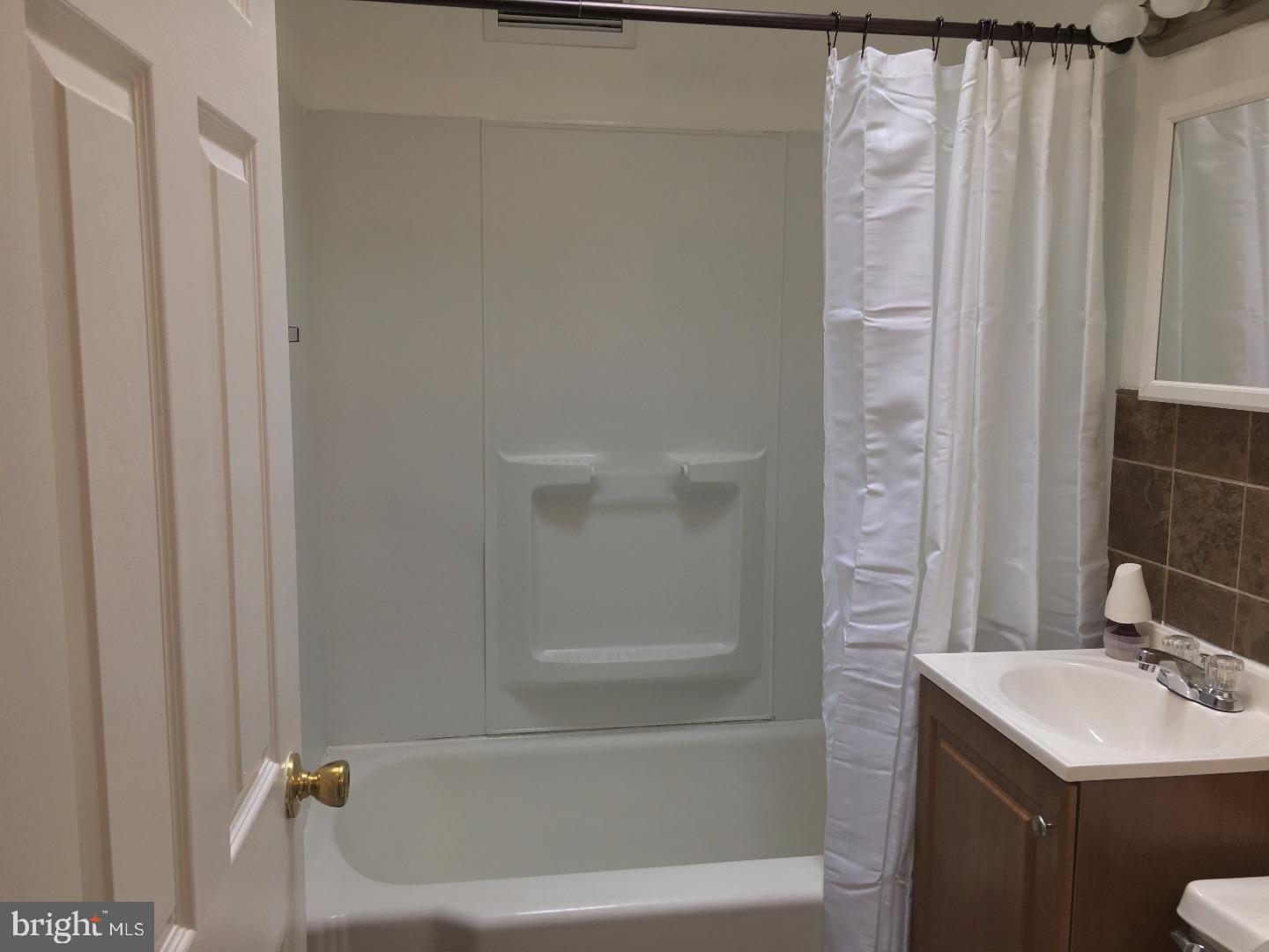 MELROSE PARK GARDENS - Residential Income