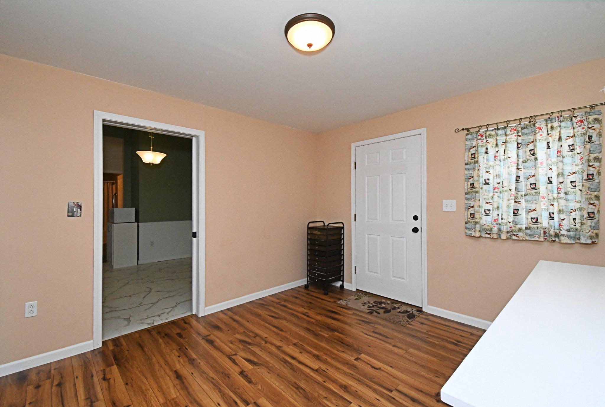 QUIET ACRES - Residential