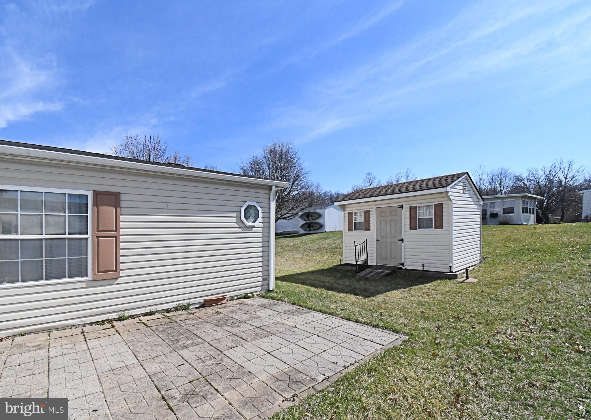 QUIET ACRES - Residential