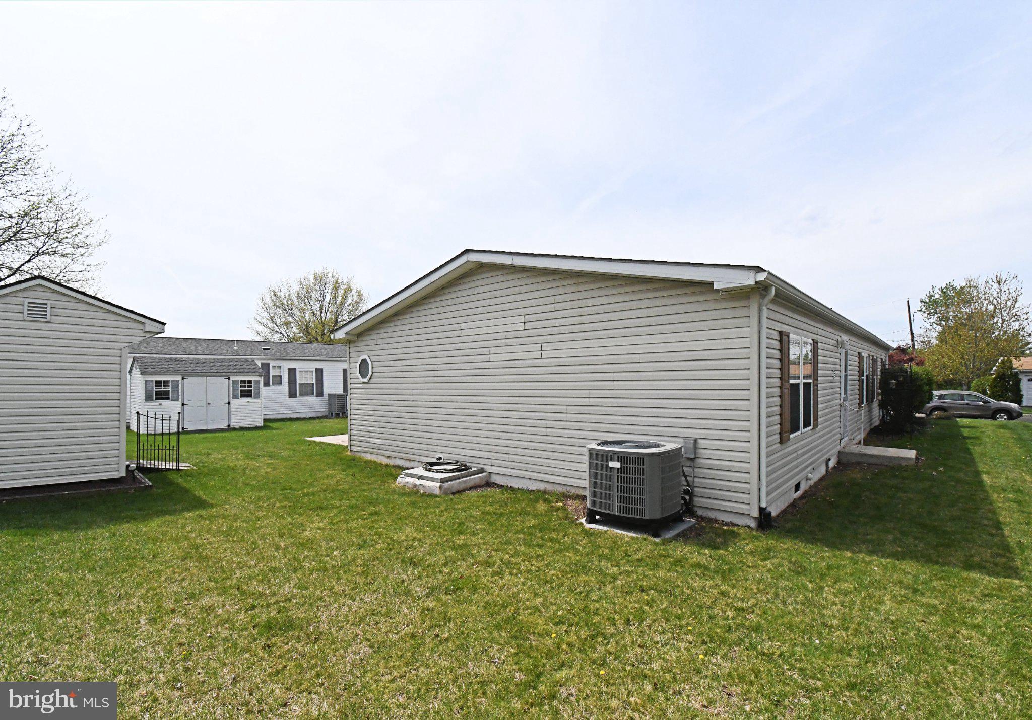 QUIET ACRES - Residential