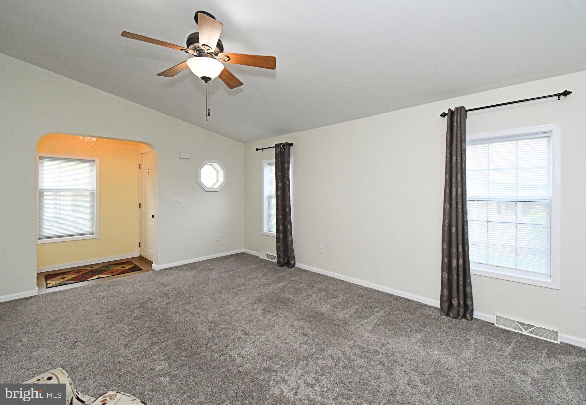 QUIET ACRES - Residential