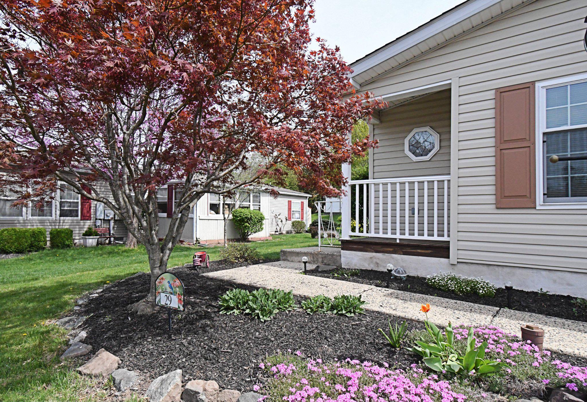 QUIET ACRES - Residential