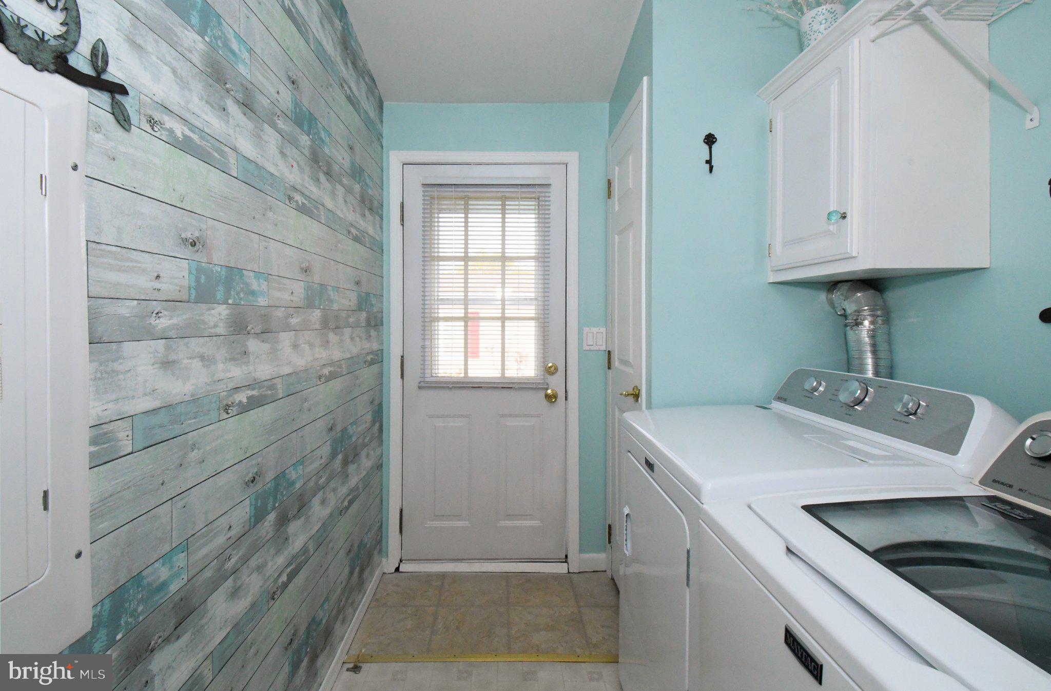 QUIET ACRES - Residential