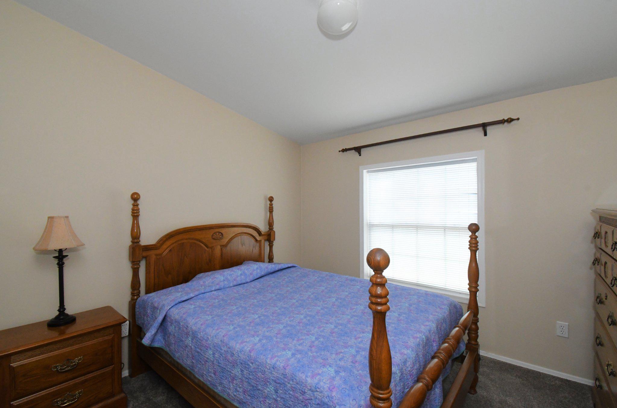 QUIET ACRES - Residential