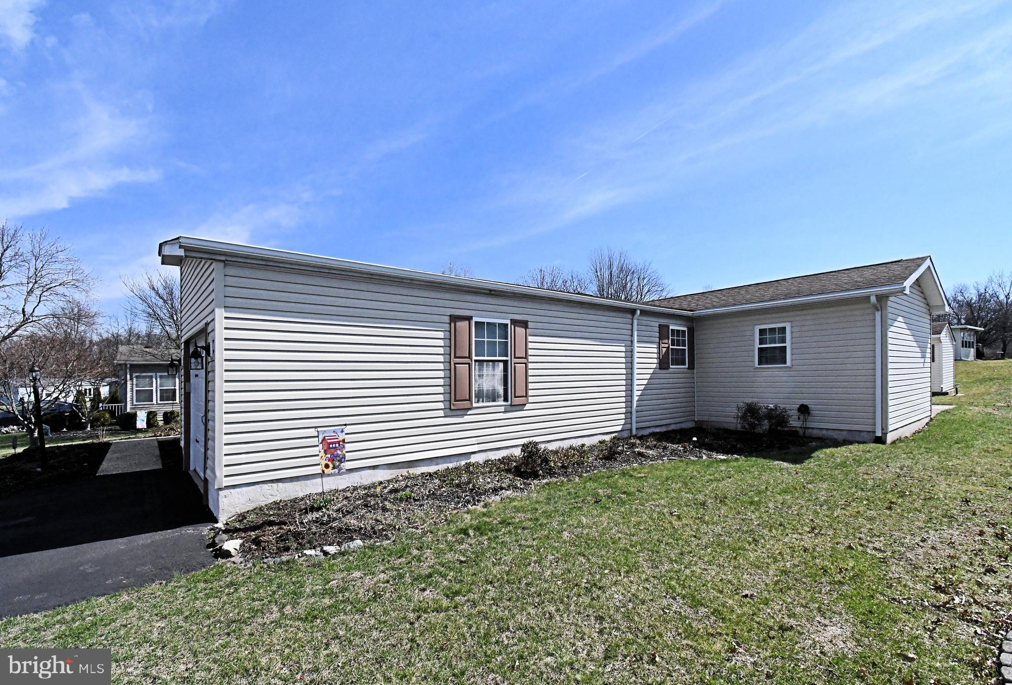 QUIET ACRES - Residential