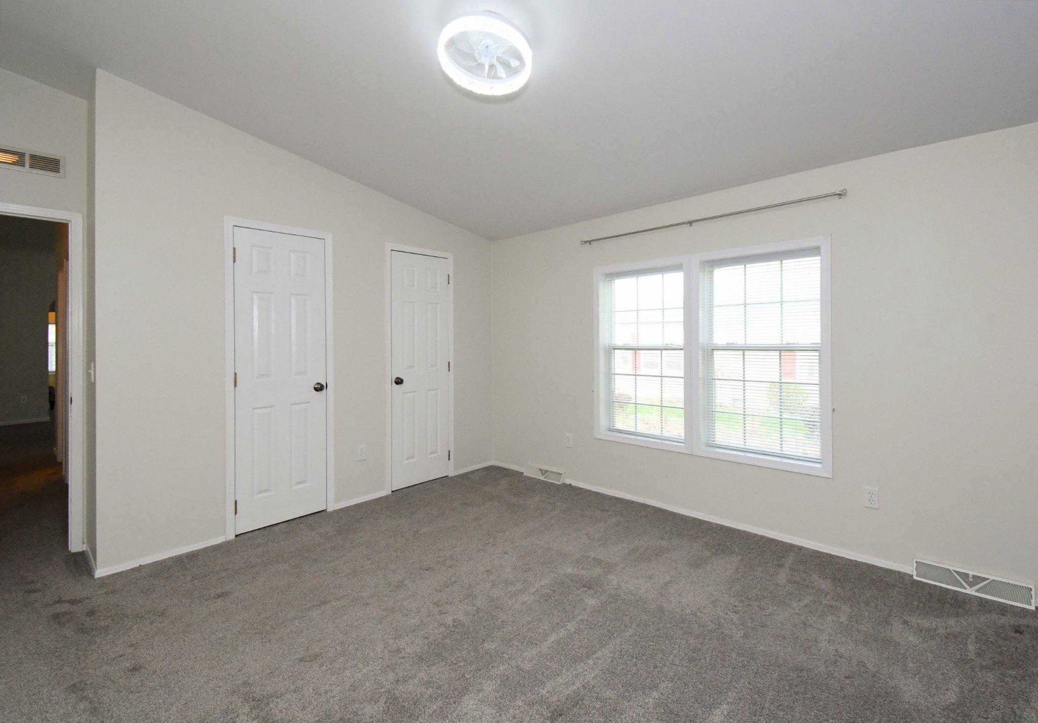 QUIET ACRES - Residential