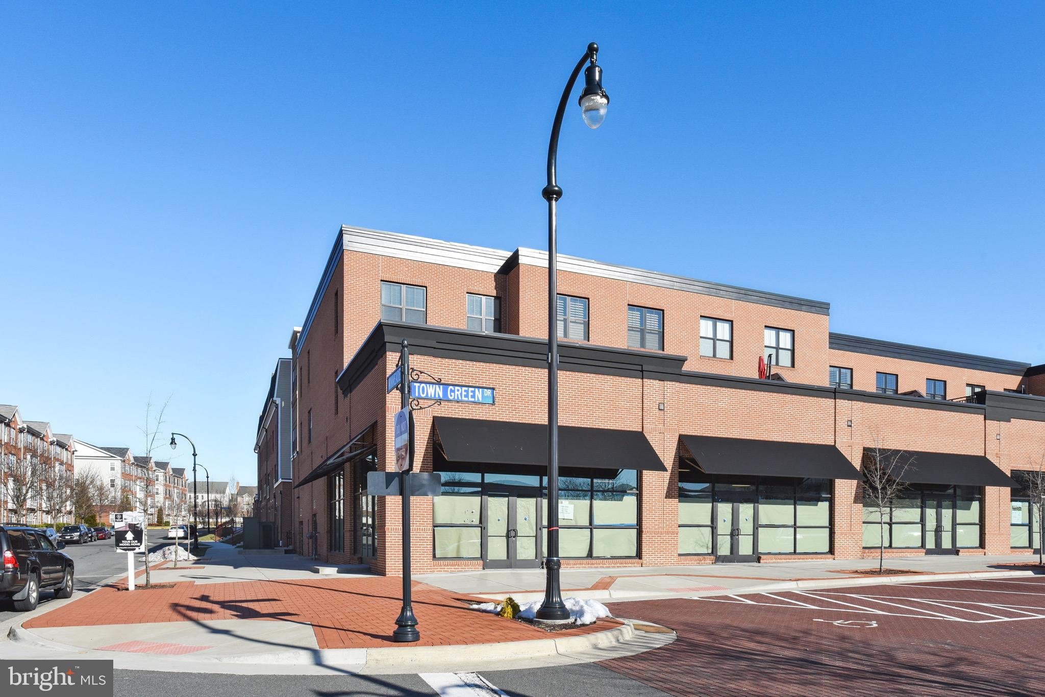 LANSDOWNE SQUARE - Residential