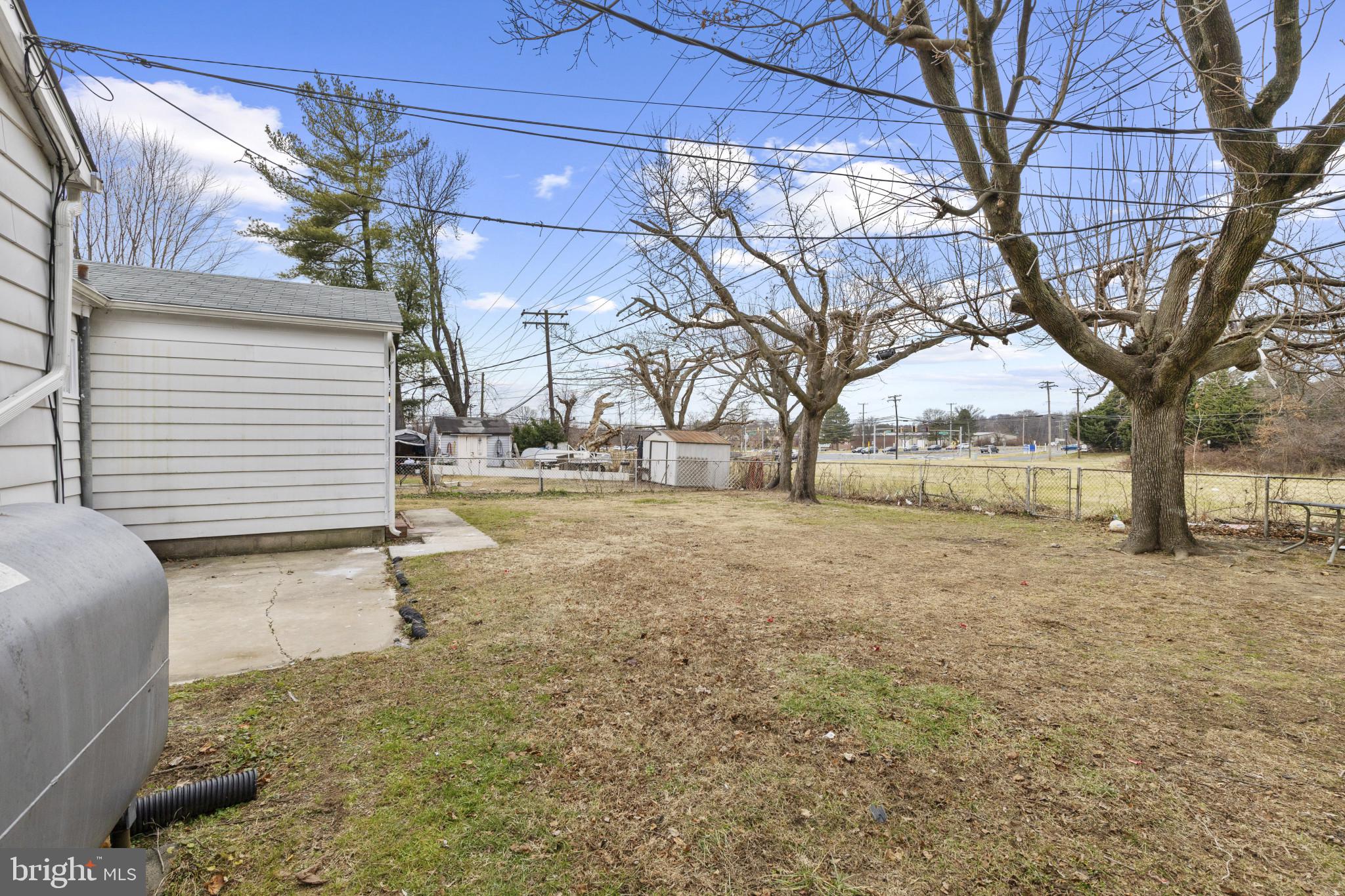 MIDDLE RIVER - Residential